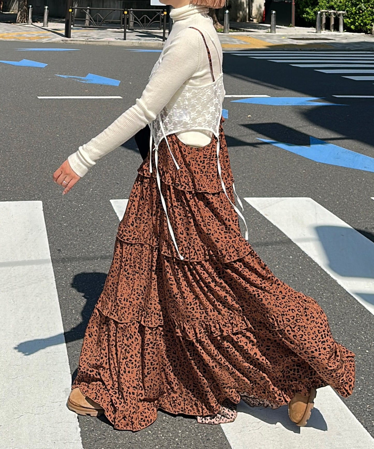 フリルティアードキャミワンピ【ブラウン系】