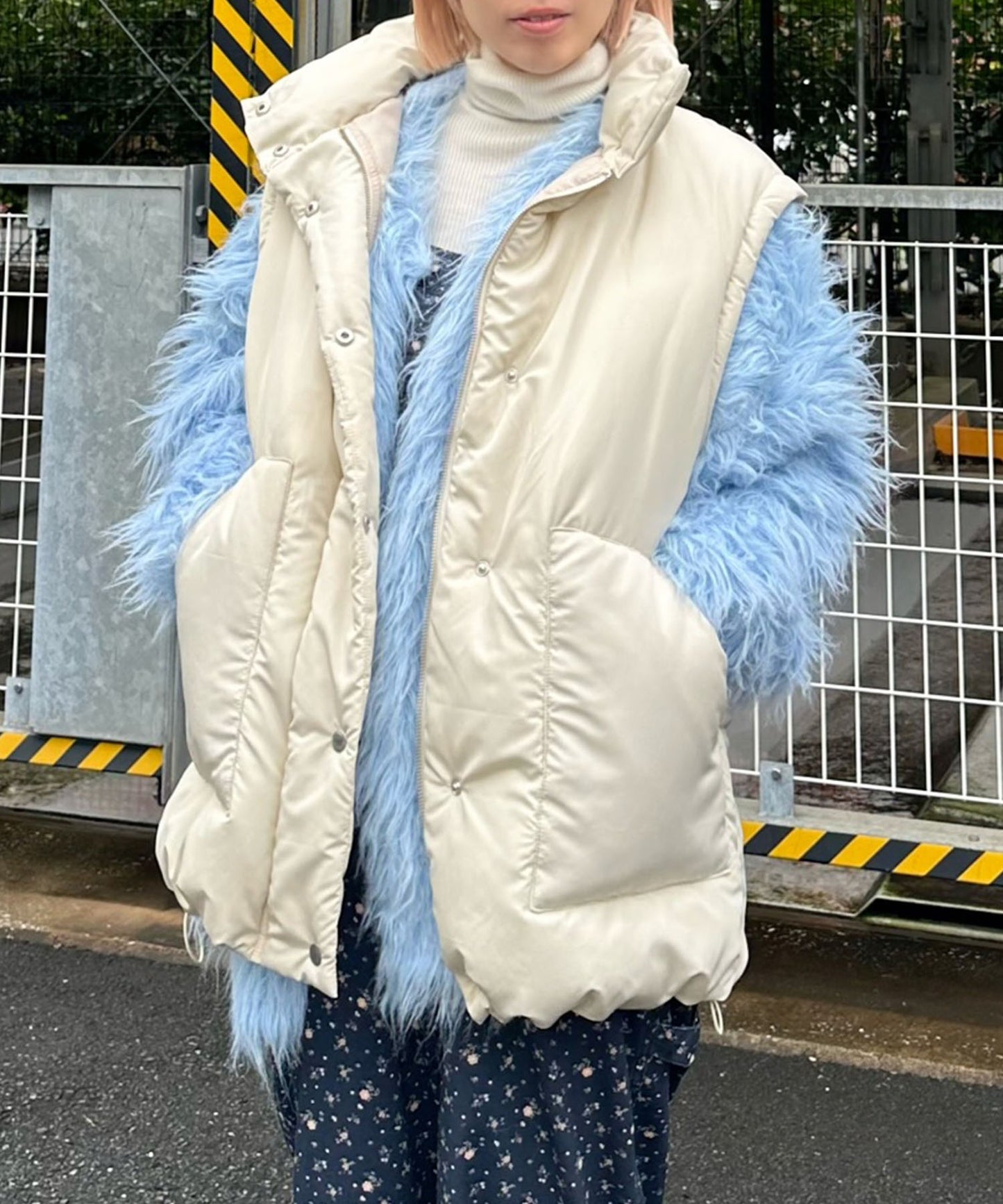 ふっさふさ過ぎるBIGカーデ【サックスブルー】
