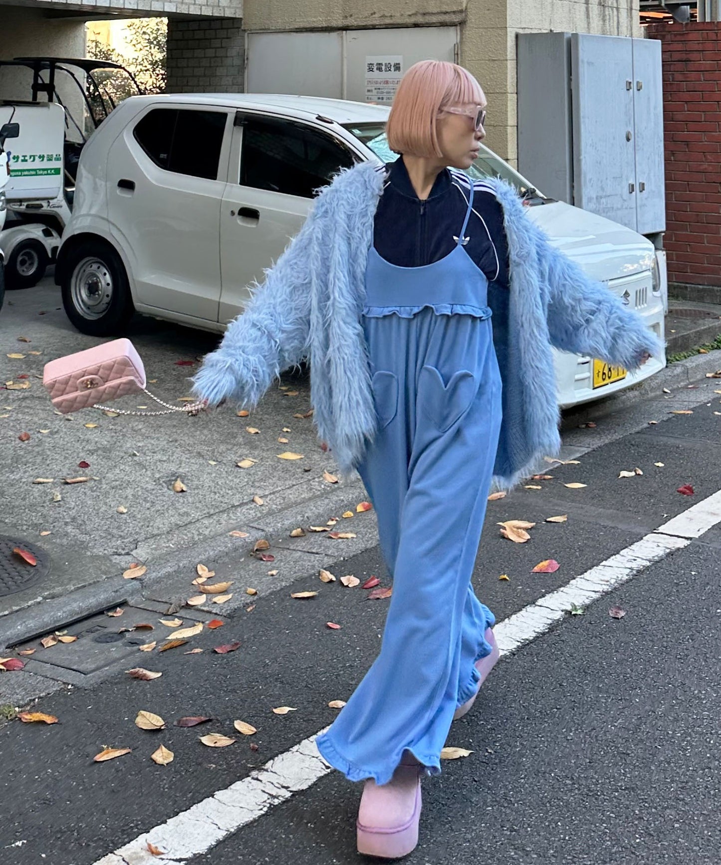 ふっさふさ過ぎるBIGカーデ【サックスブルー】