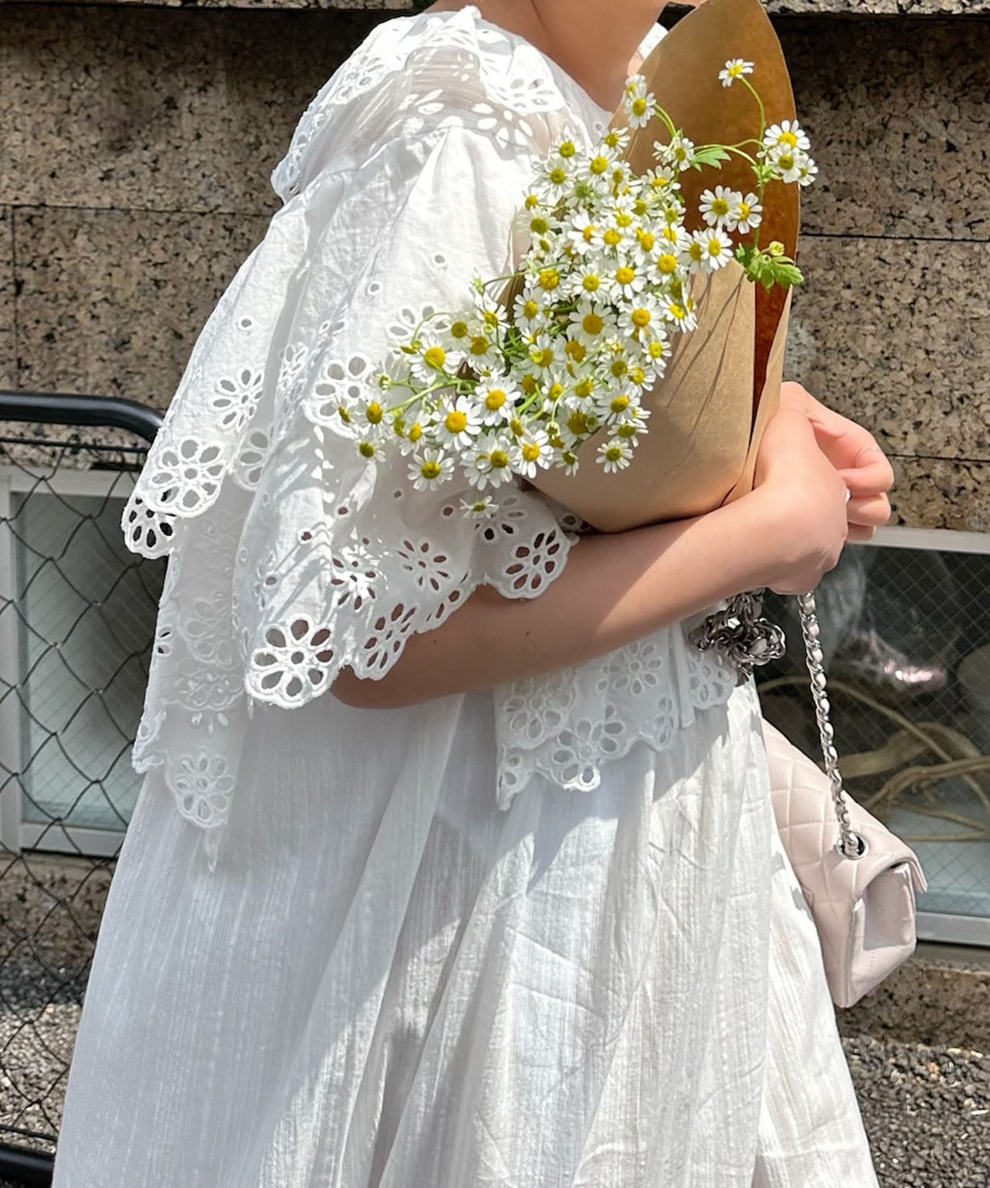 レースどっさり半袖ワンピース【ホワイト】