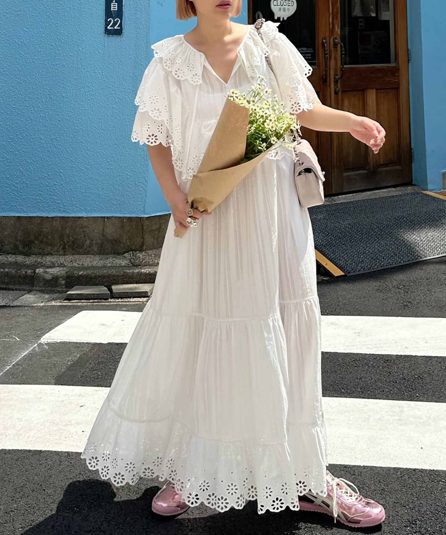 レースどっさり半袖ワンピース【ホワイト】