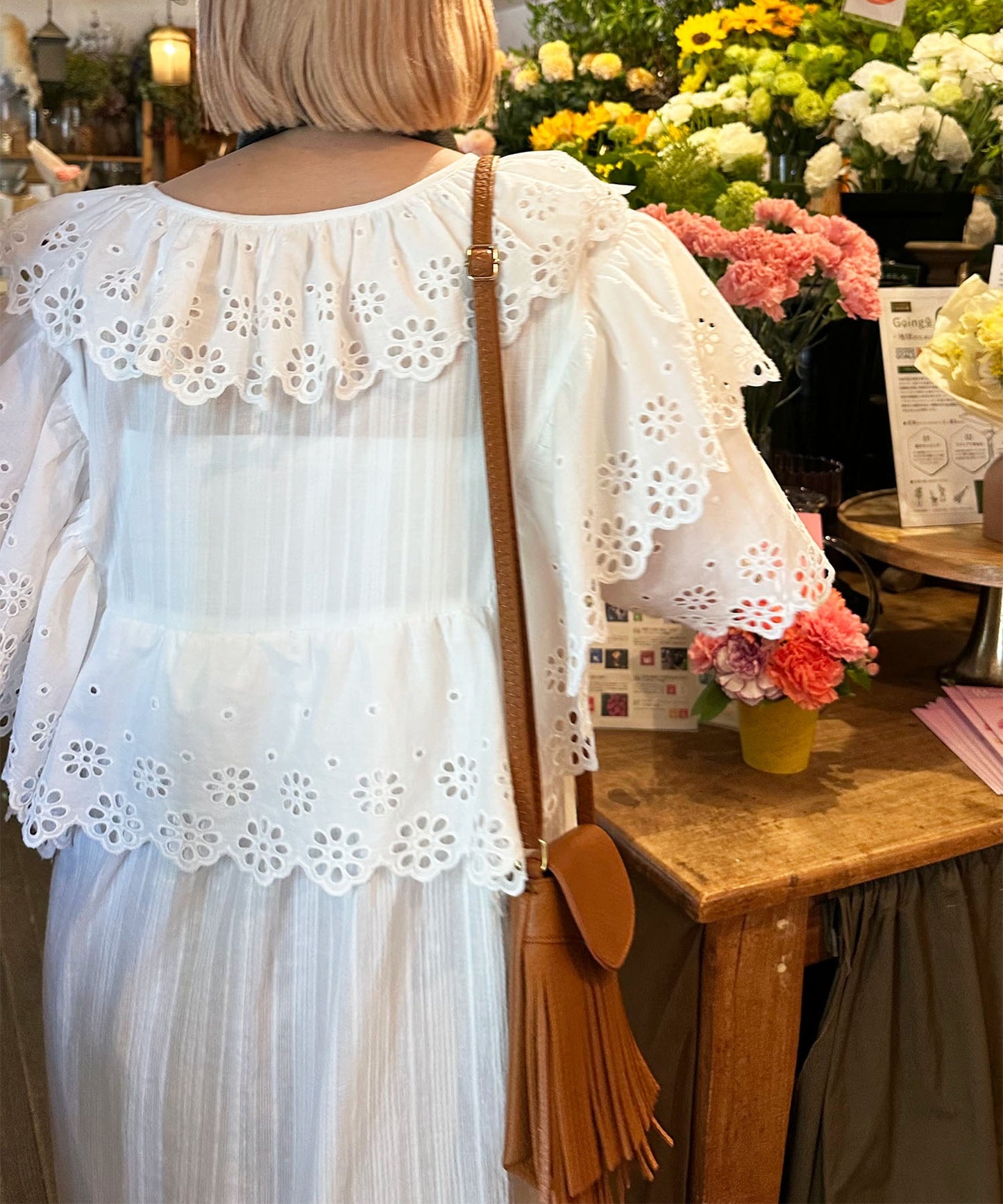 レースどっさり半袖ワンピース【ホワイト】