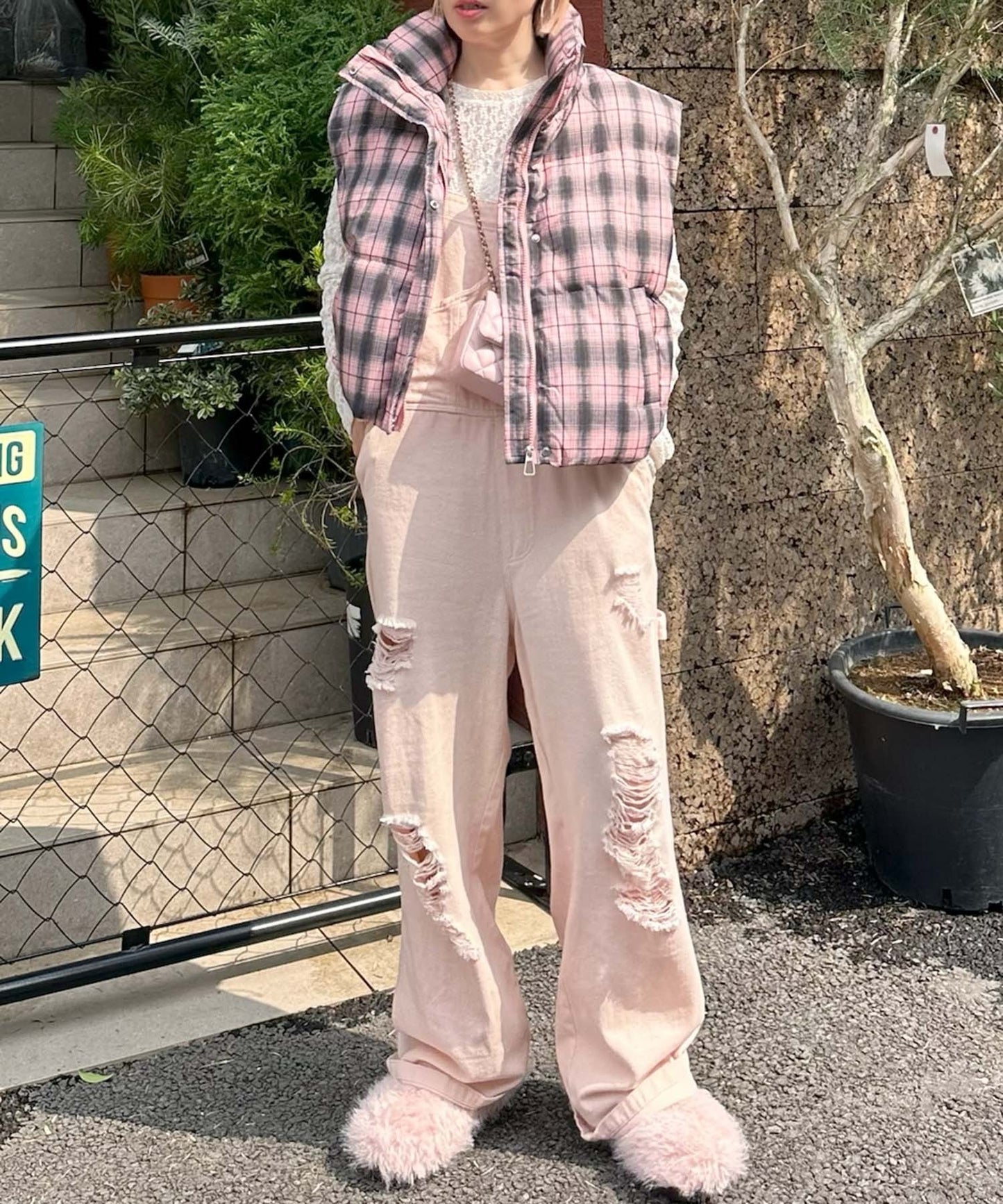 けっこうなダメージサロペ【ピンク】