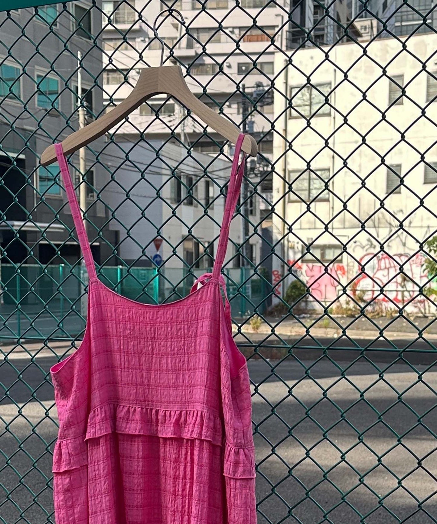 フリルティアードキャミワンピ【ピンク系その他】