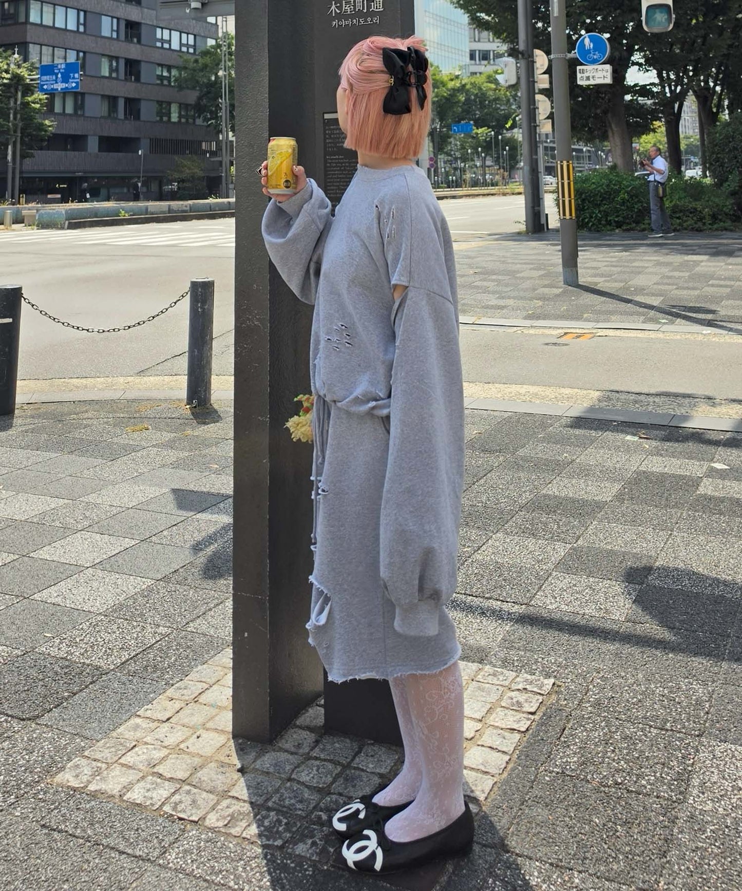 ダメージいっぱい袖スリットスウェット【グレー】