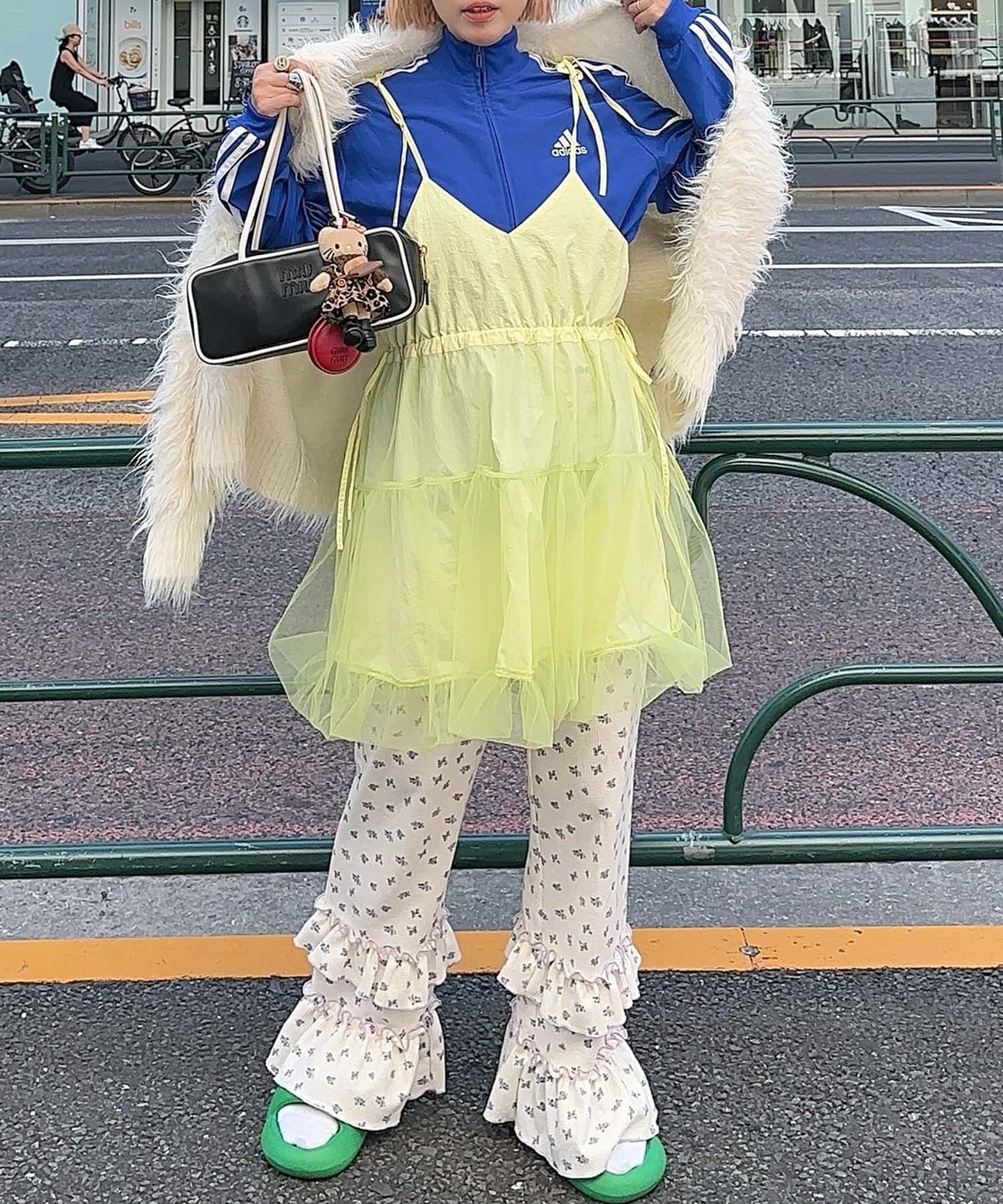 マルチウェイ過ぎるチュールコルセットワンピ【イエロー】