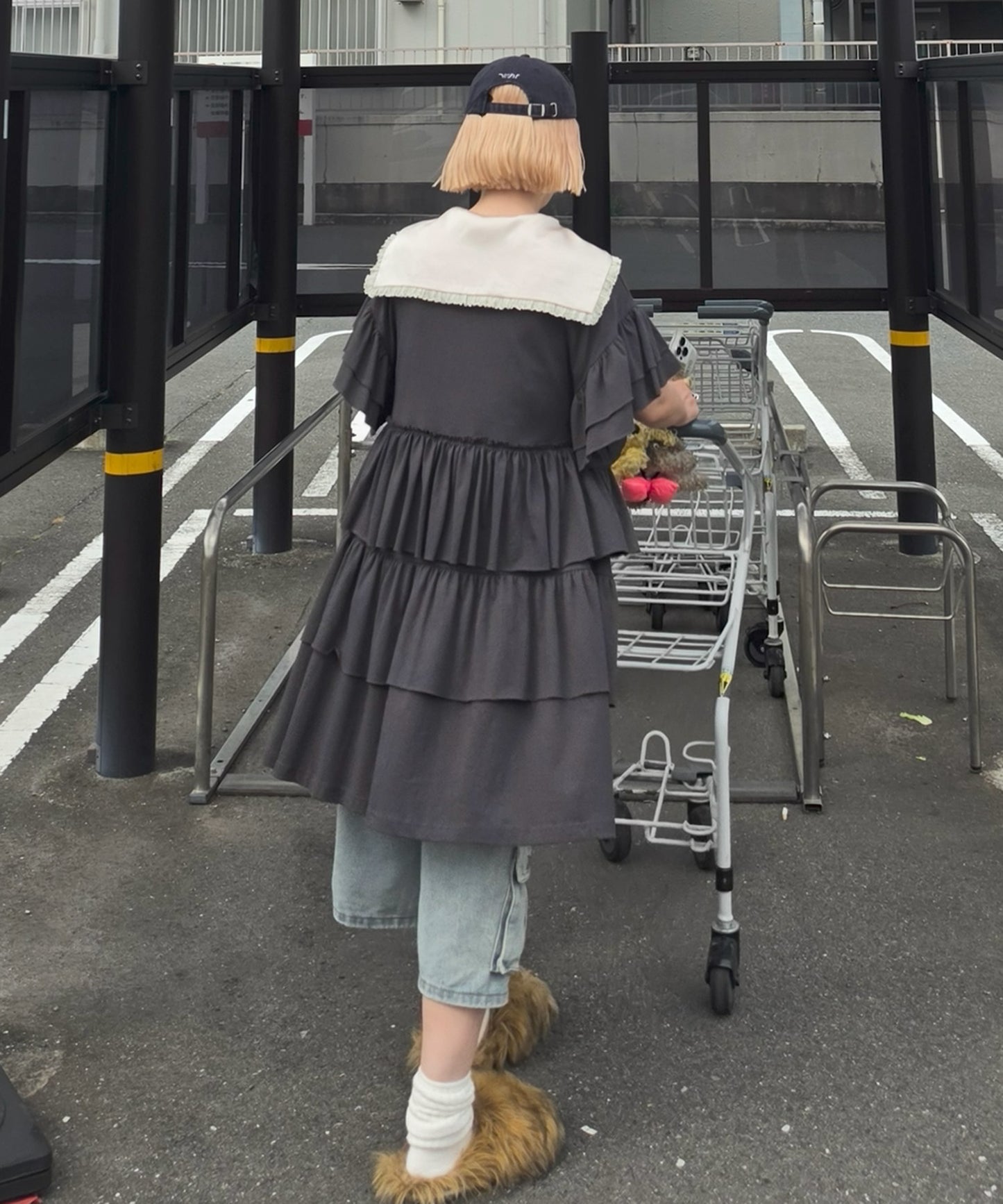 【復刻！】半袖になったフリフリカットワンピ【スミクロ】
