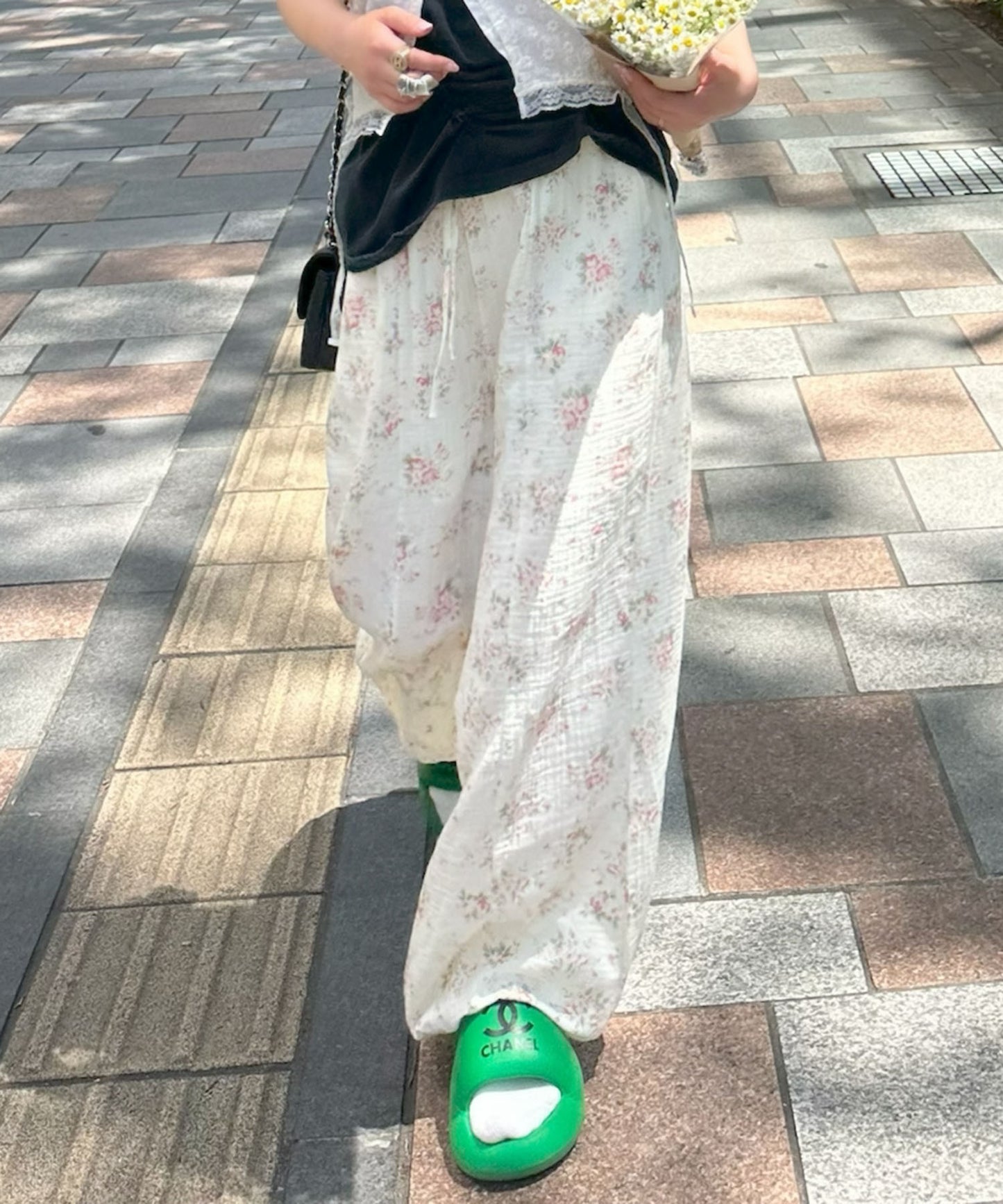 やわやわのラクチン花柄パンツ【オフホワイト】