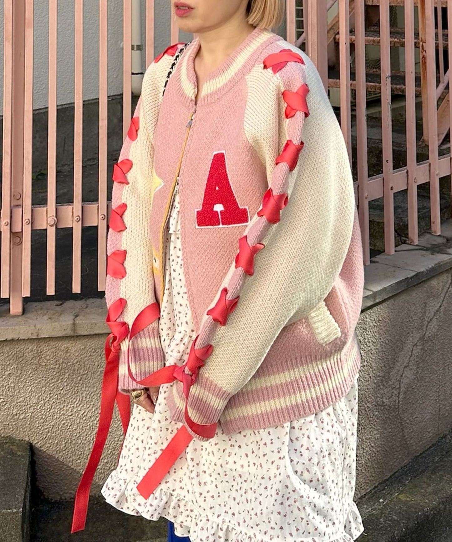 袖リボンALLEYニットスタジャン【ピンク】