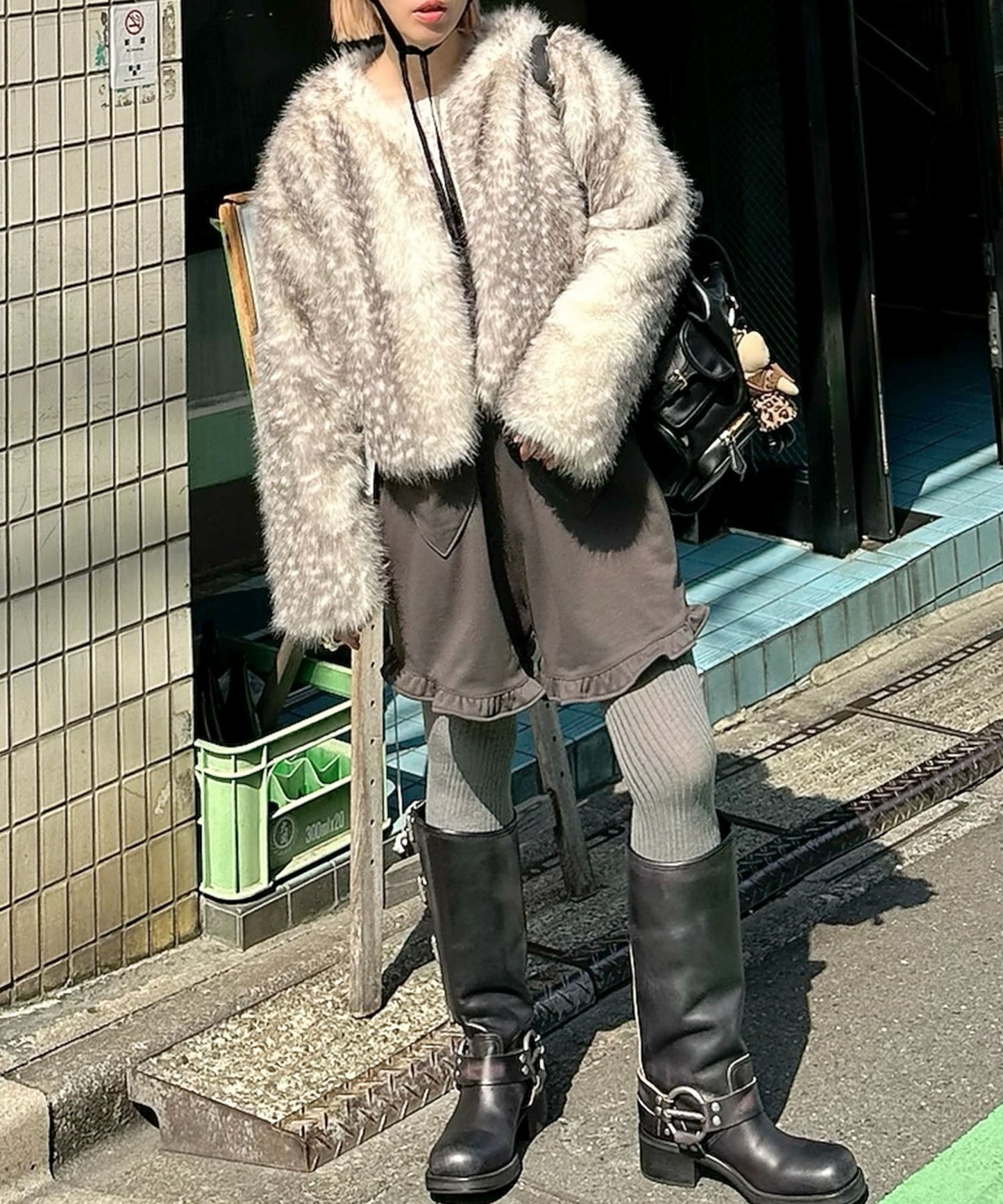 ふわっふわの鹿柄ブルゾン【グレー】