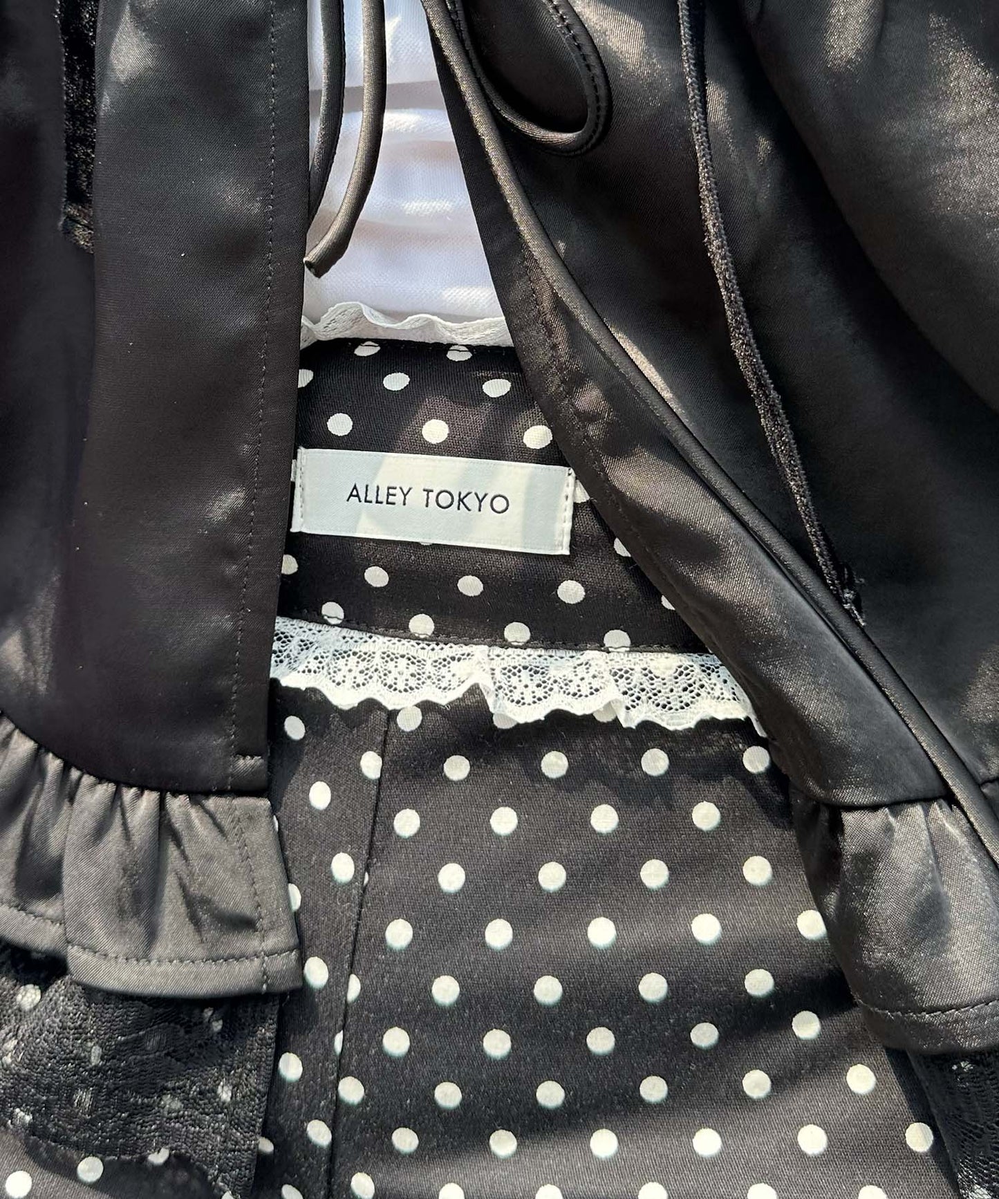 パイピング＆レースカプリパンツ【ブラック系】