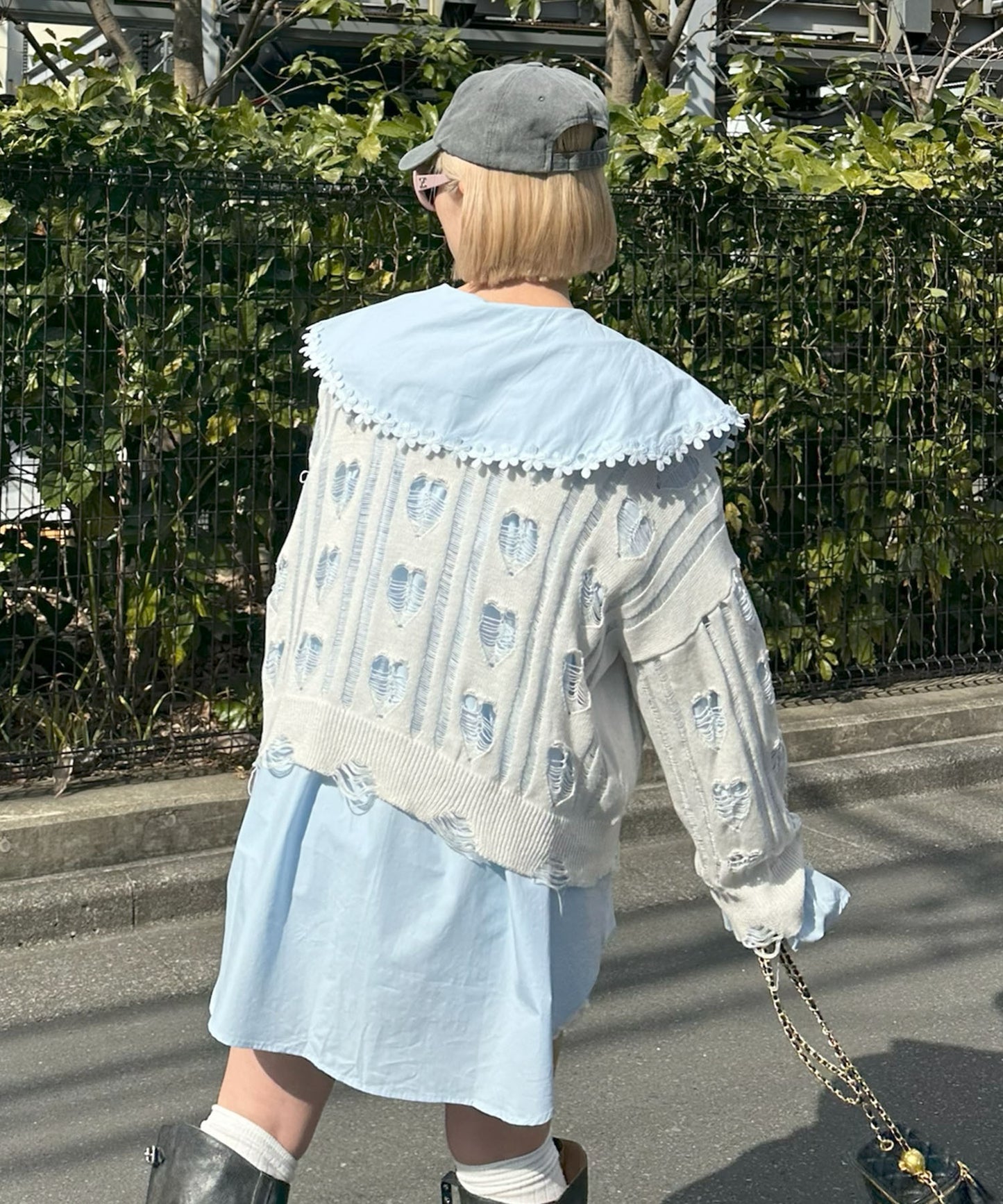 お花モチーフBig衿ブラウス【サックスブルー】