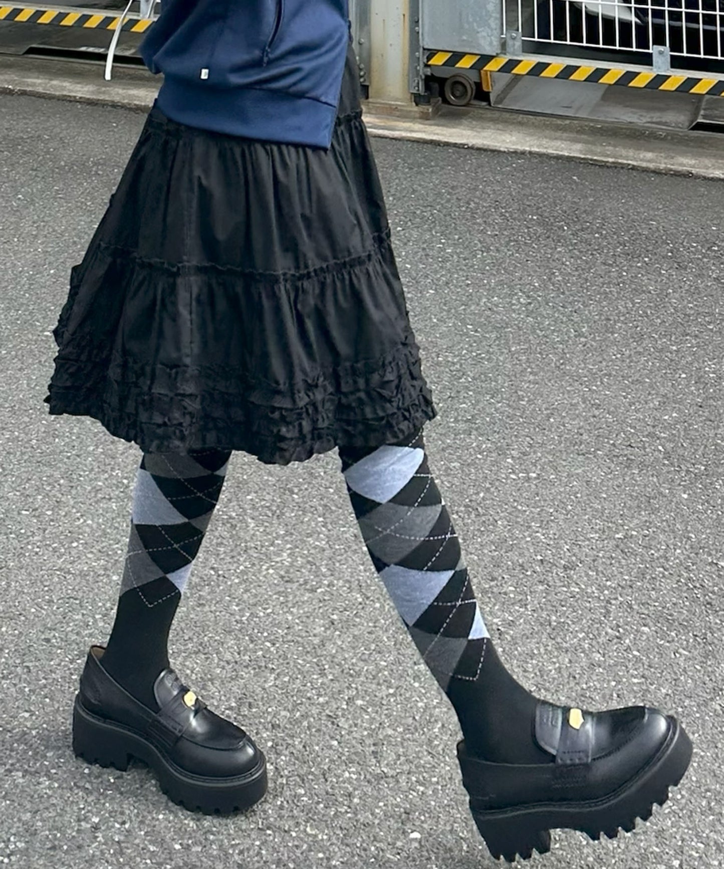 裾フリフリコットンスカート【ブラック】