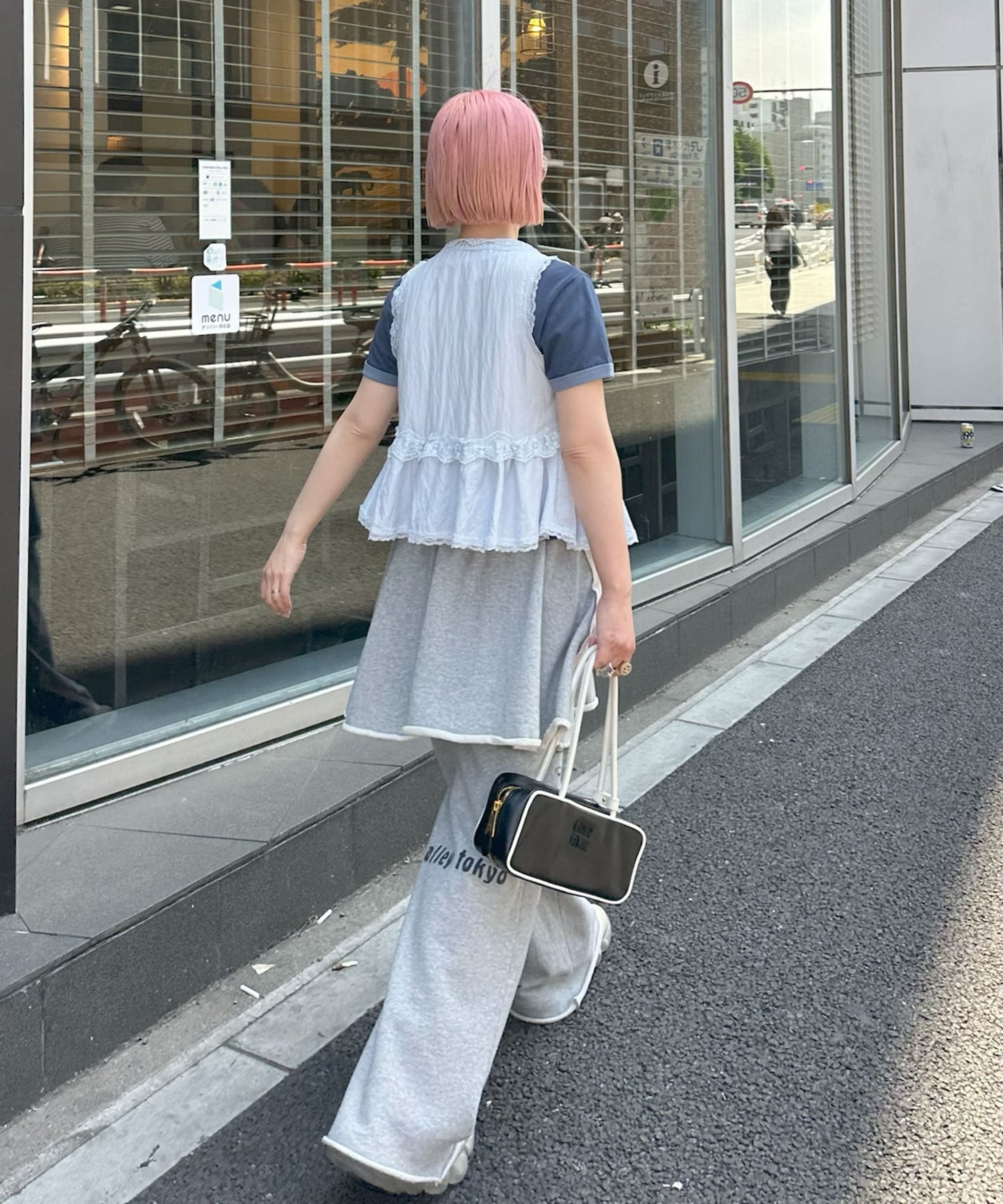 フリフリリボンノースリブラウス【サックスブルー】