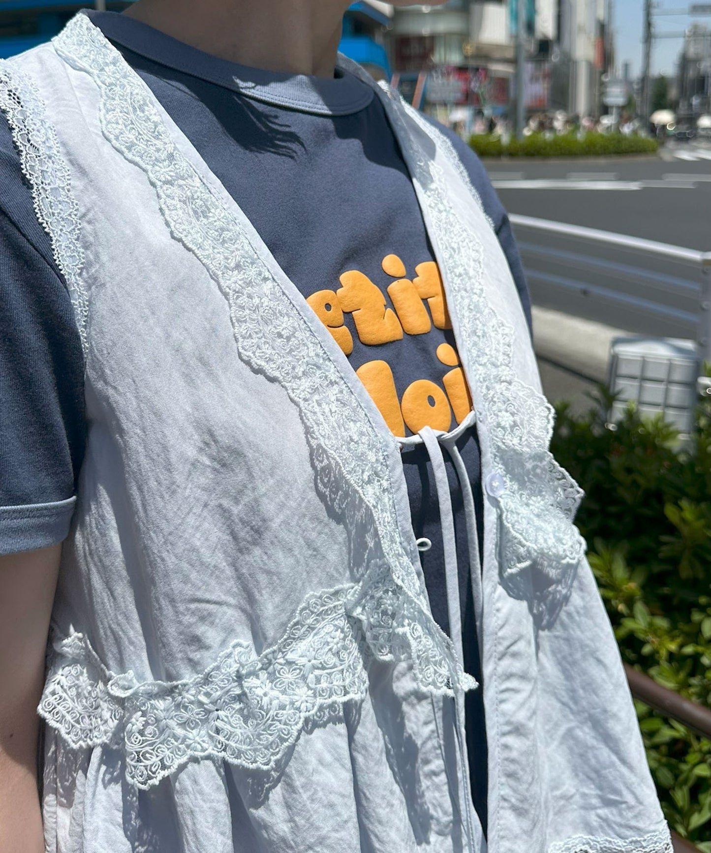 フリフリリボンノースリブラウス【サックスブルー】