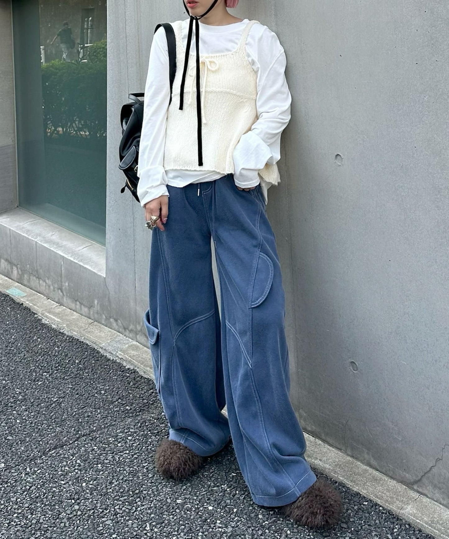 ウォッシュ加工のイージーパンツ【ブルー】