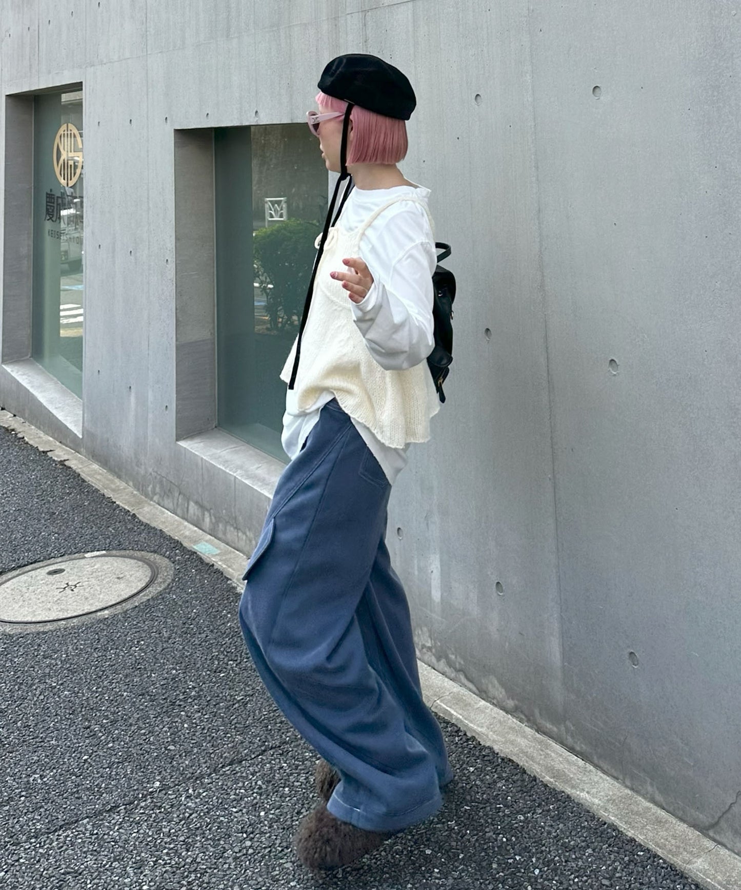 ウォッシュ加工のイージーパンツ【ブルー】