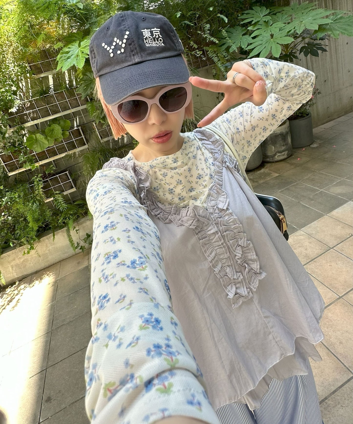 小花柄シアーインナー【サックスブルー】