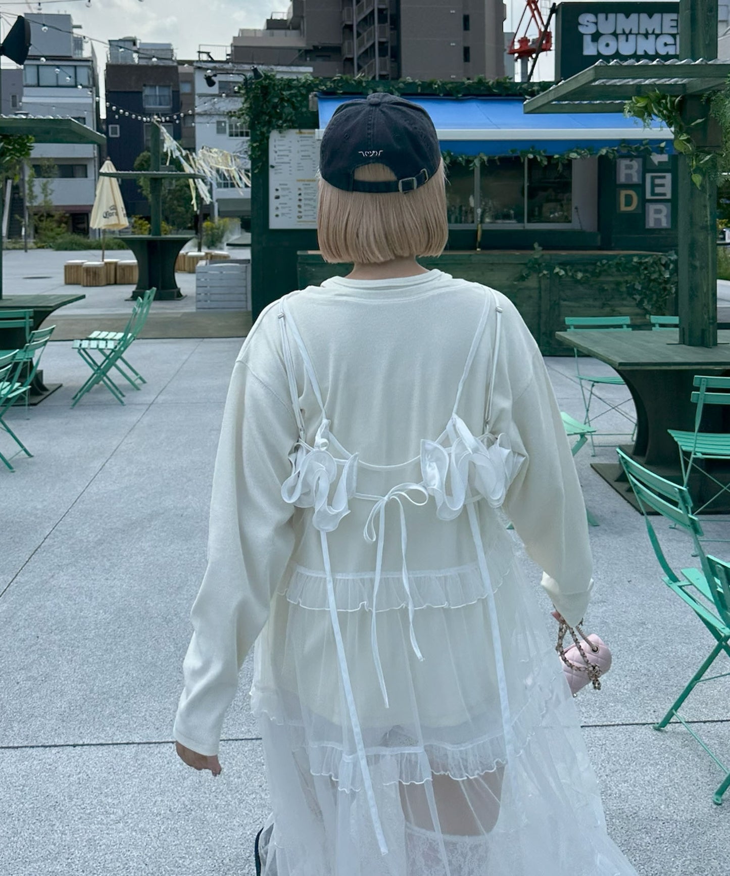 サテンのお花風ビスチェ【オフホワイト】