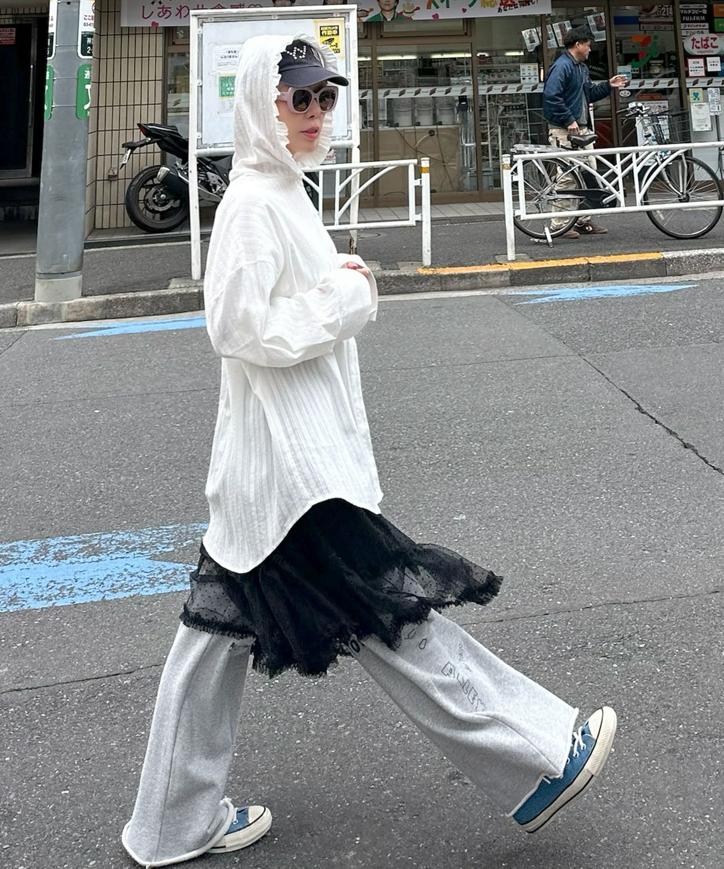 ドットアシメチュールスカート【ブラック】