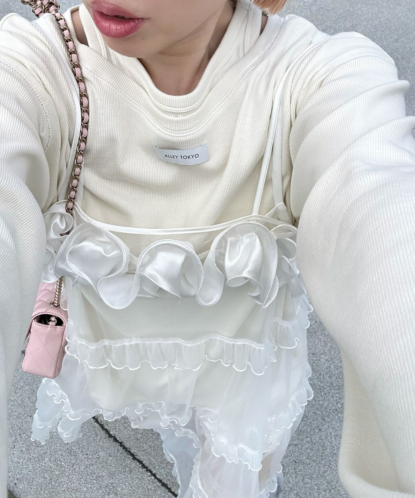 サテンのお花風ビスチェ【オフホワイト】