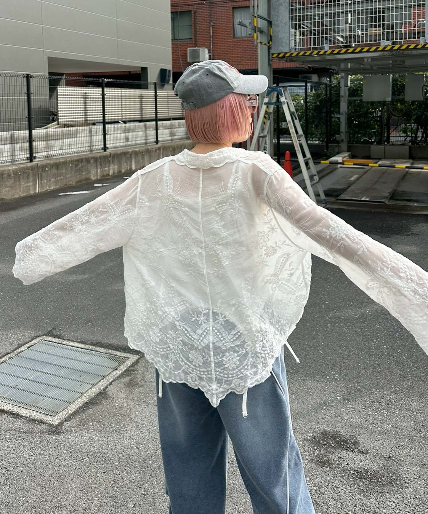 シアーフラワーBigシャツ【オフホワイト】