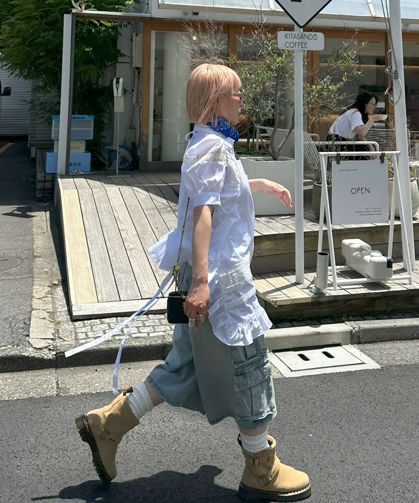 パワショルペプラムレースブラウス【オフホワイト】