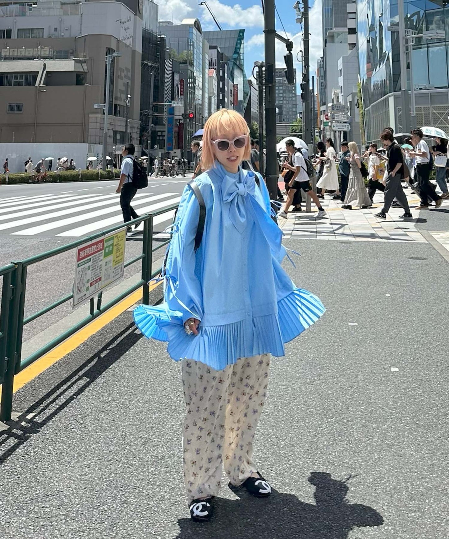 【セットアップで着られる】花柄パジャマゆるパンツ【オフホワイト】