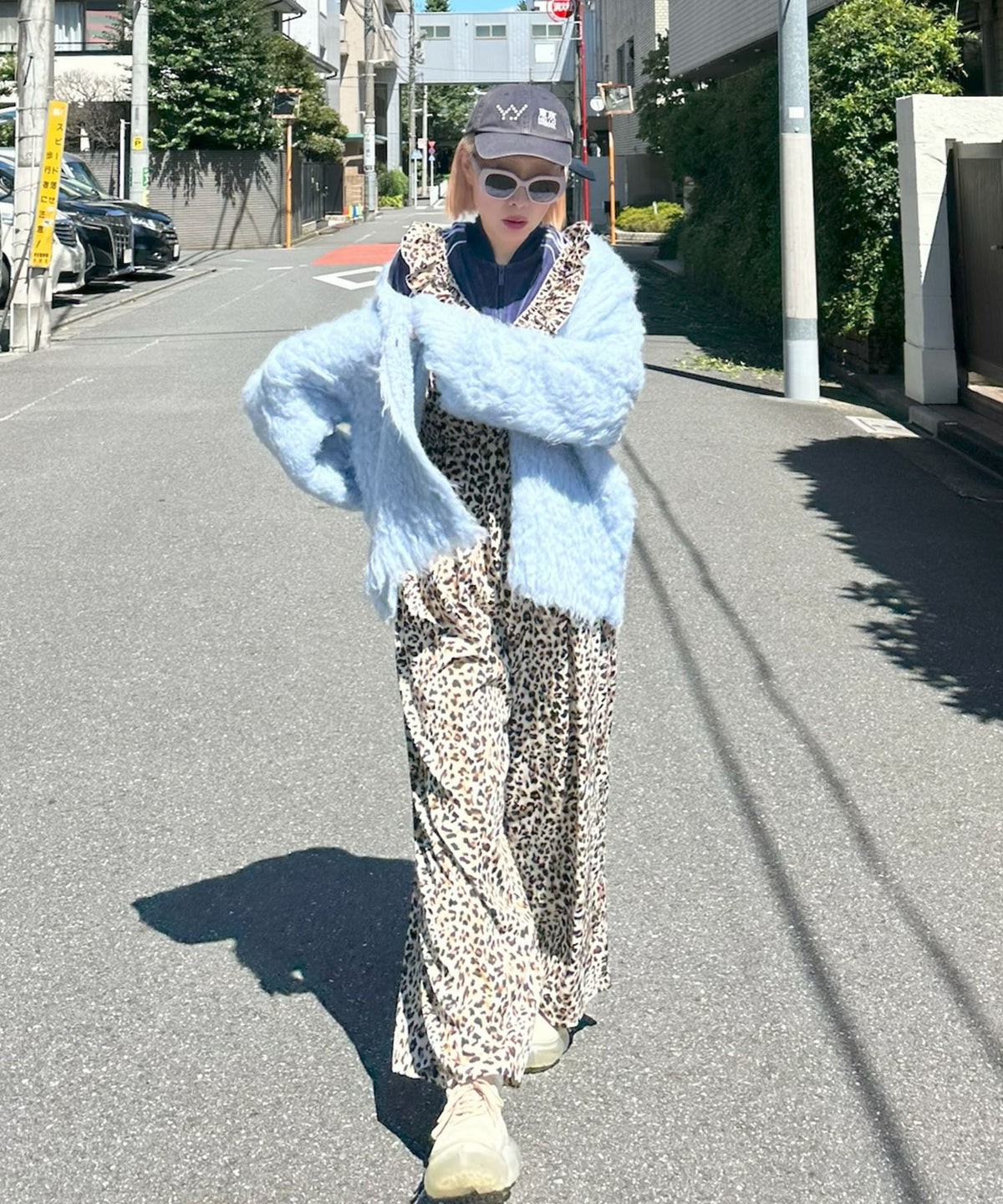 フリルロンパース【ブラウン】