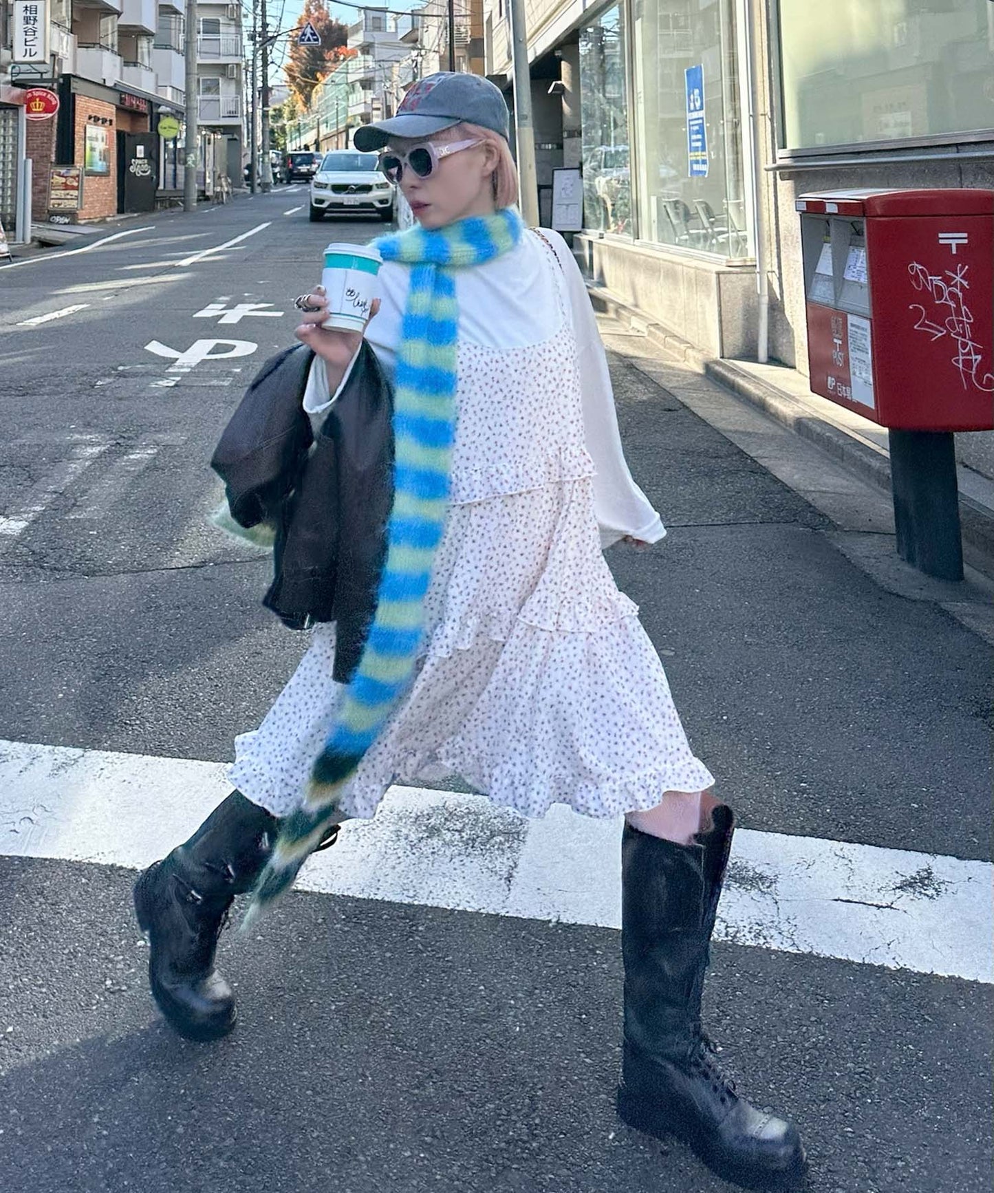 フリルティアードキャミワンピミニ【オフホワイト】