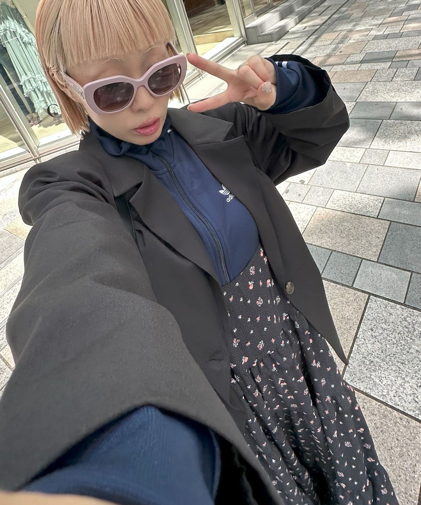 【セットアップで着られる】けっこうおっきめのかっこいいジャケット【ブラック】