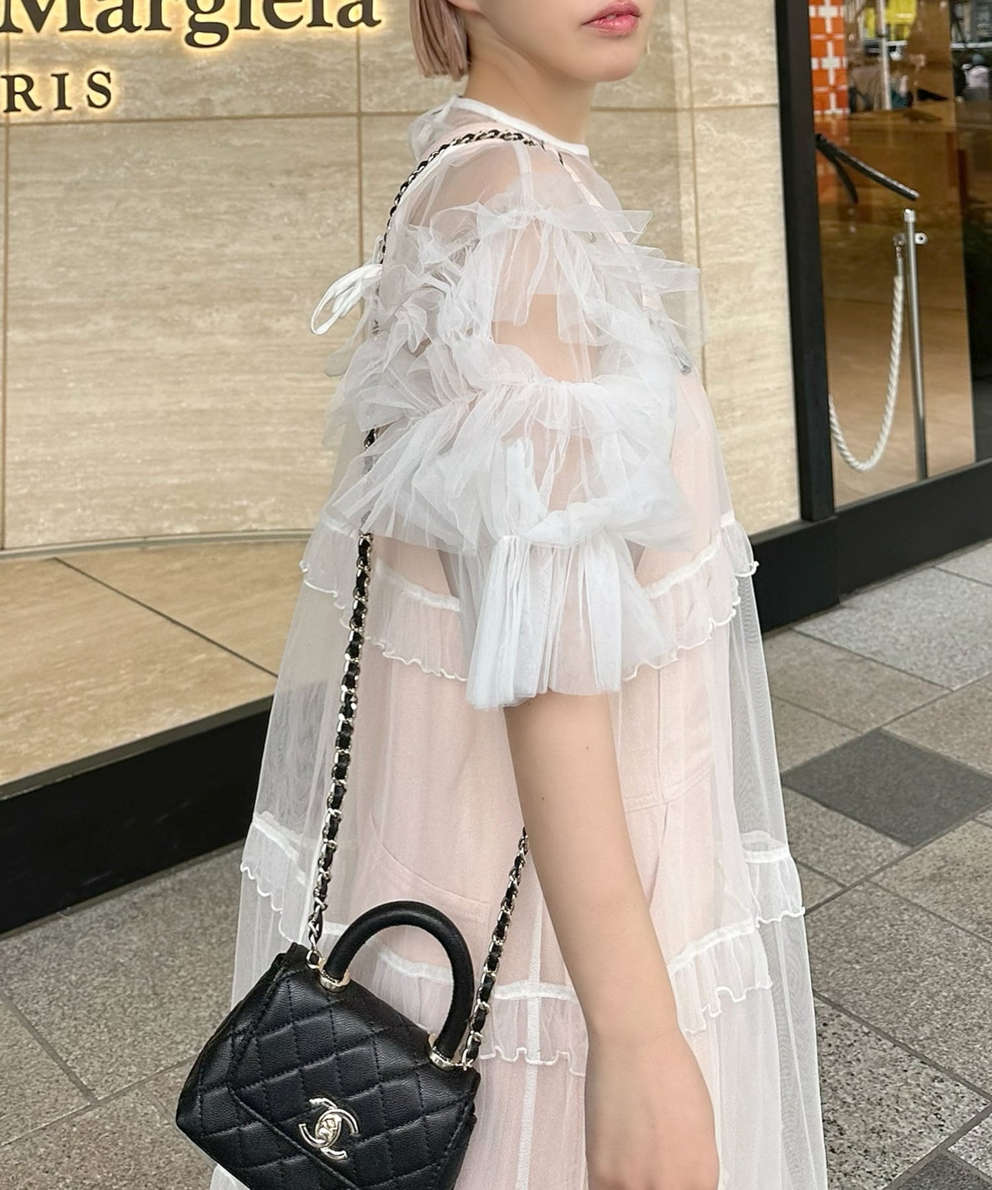 袖フリフリフラメンコシアーブラウス【オフホワイト】