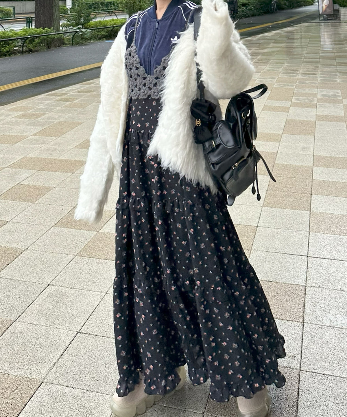 お花のかぎ針ビスチェ【ダークグレー】