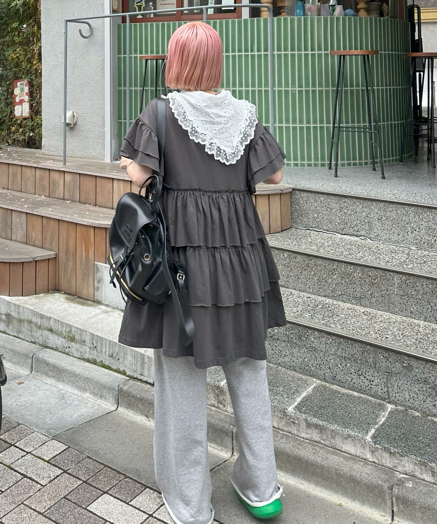 【復刻！】半袖になったフリフリカットワンピ【スミクロ】
