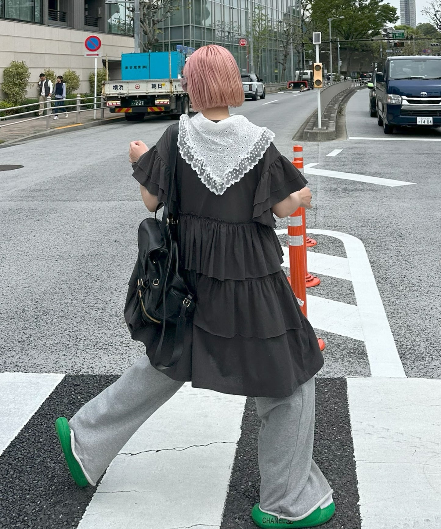 【復刻！】半袖になったフリフリカットワンピ【スミクロ】
