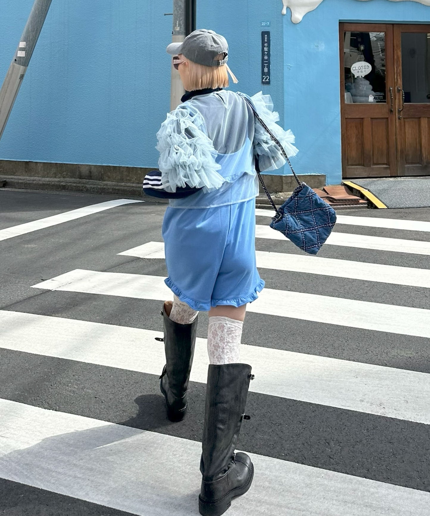 袖フリフリフラメンコシアーブラウス【サックスブルー】