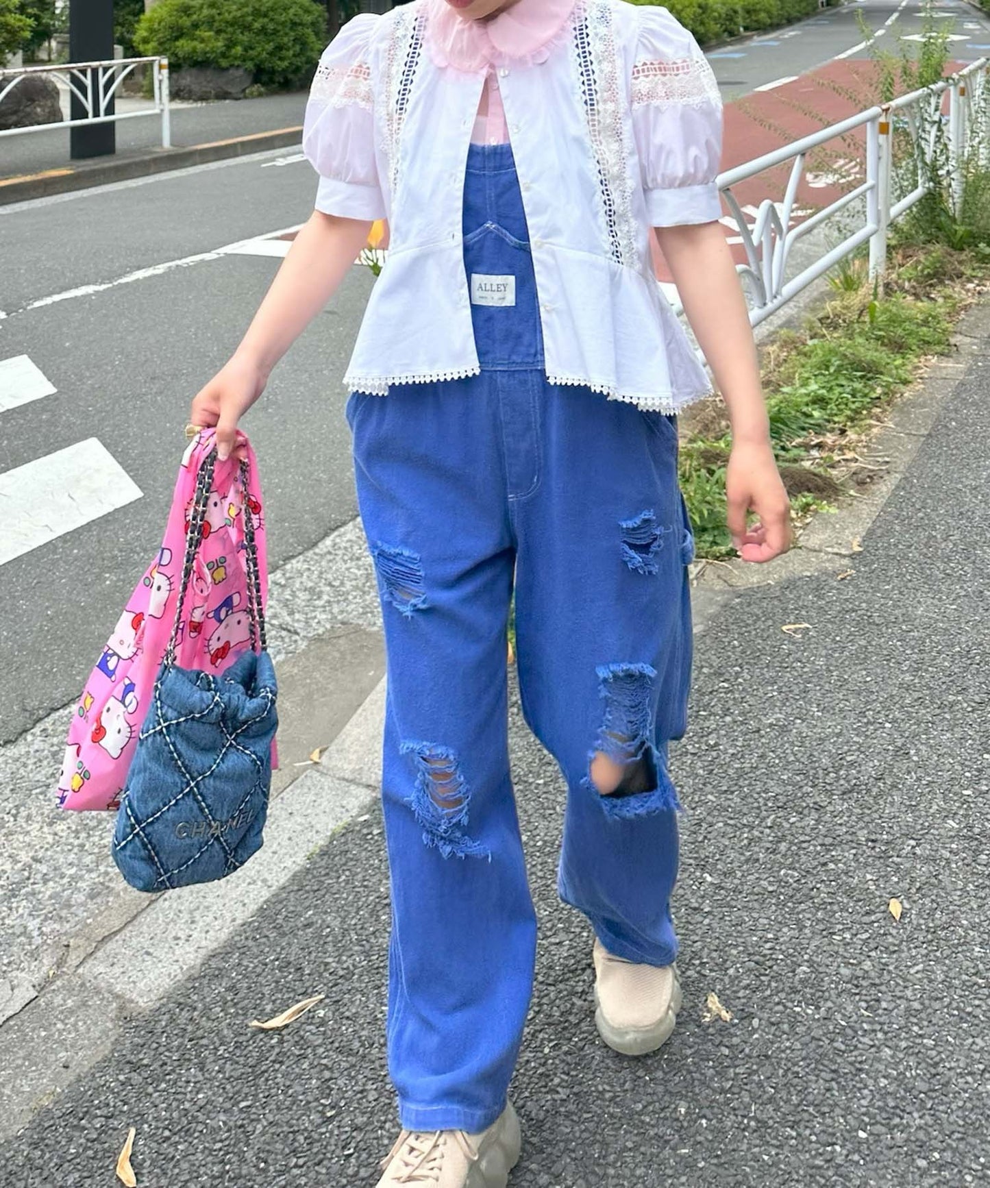 けっこうなダメージサロペ【ブルー】