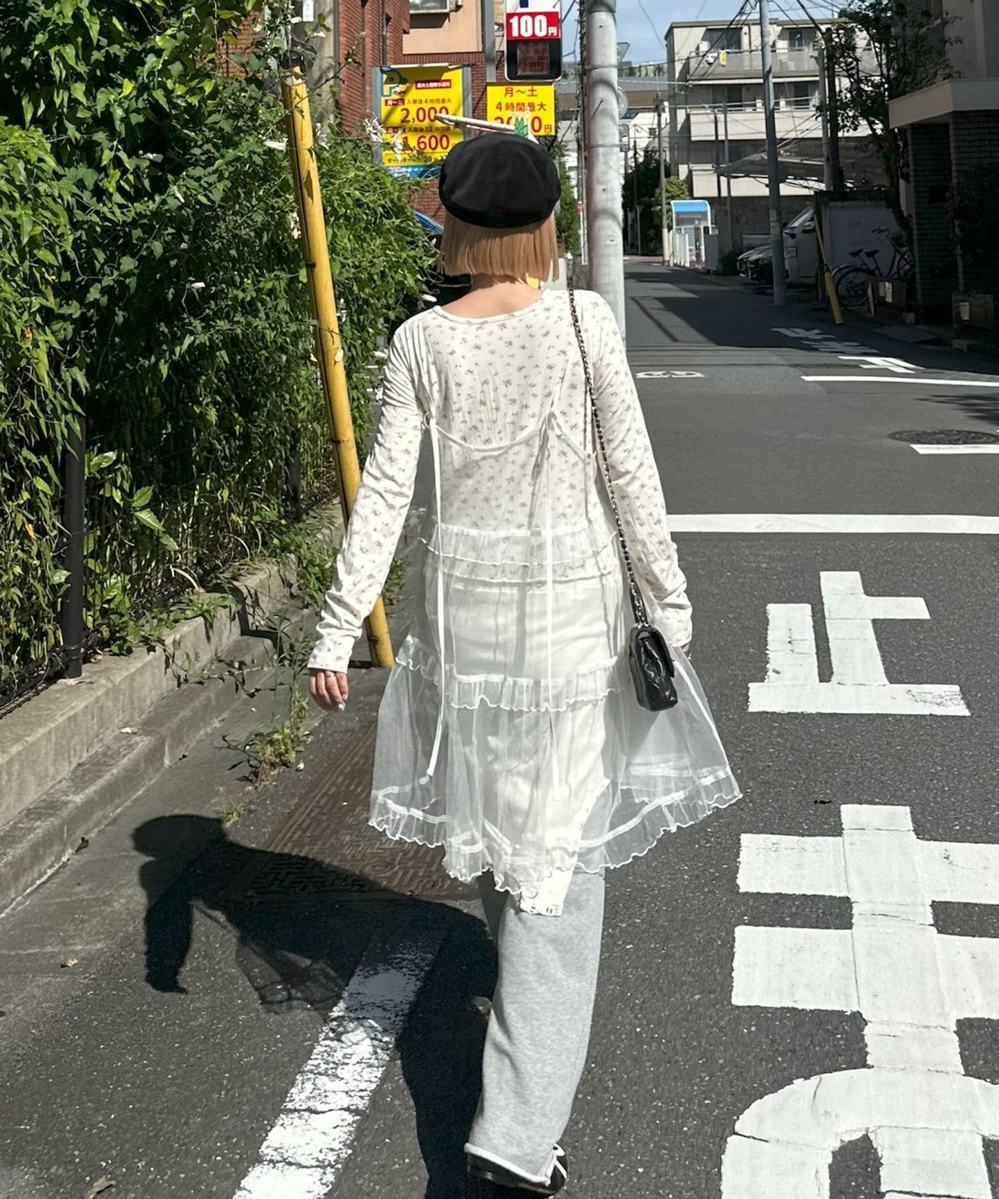 ロンパース風花柄マルチウェイトップス【オートミール】