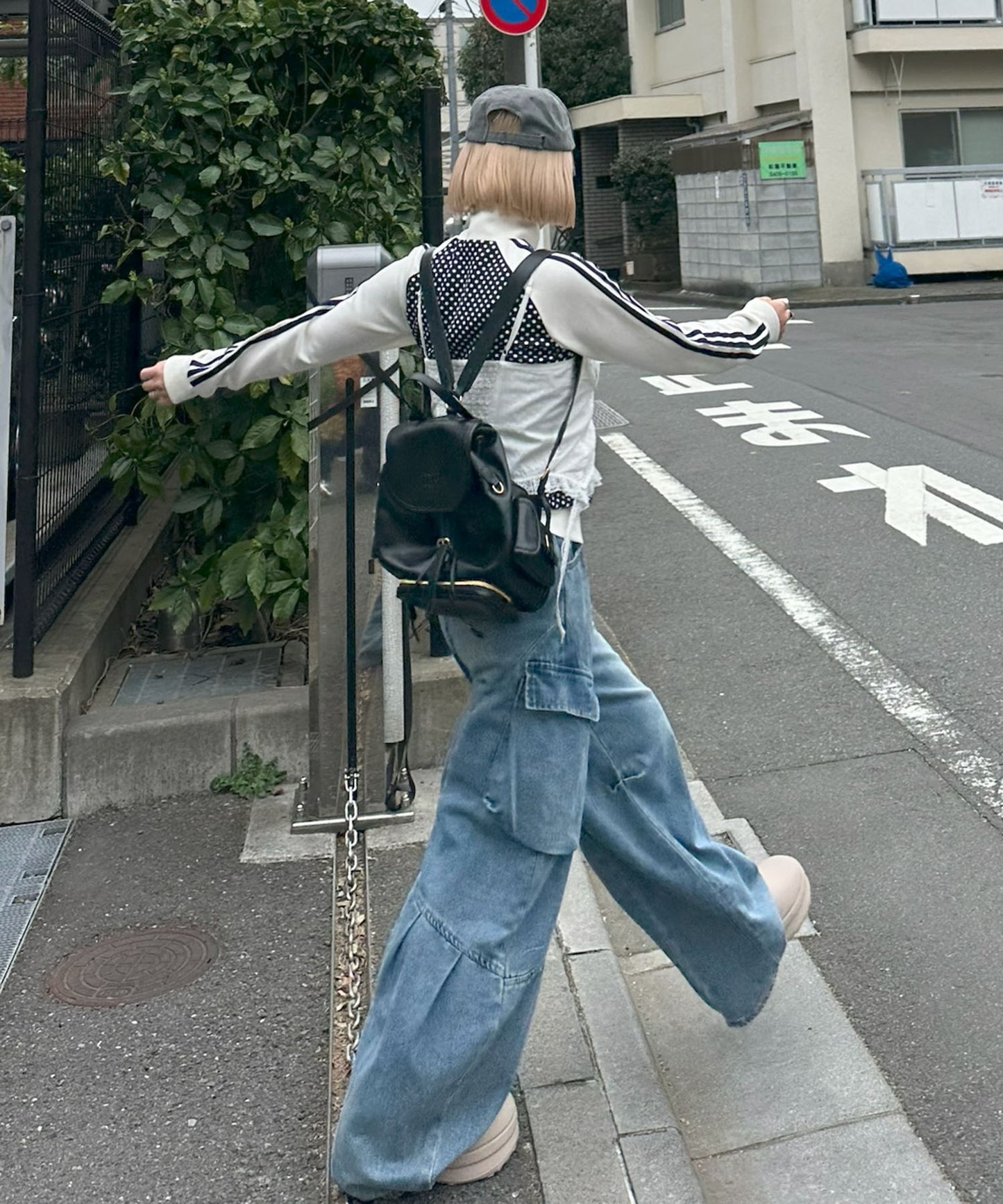 BIGポケカーブデニムパンツ【ブルー】