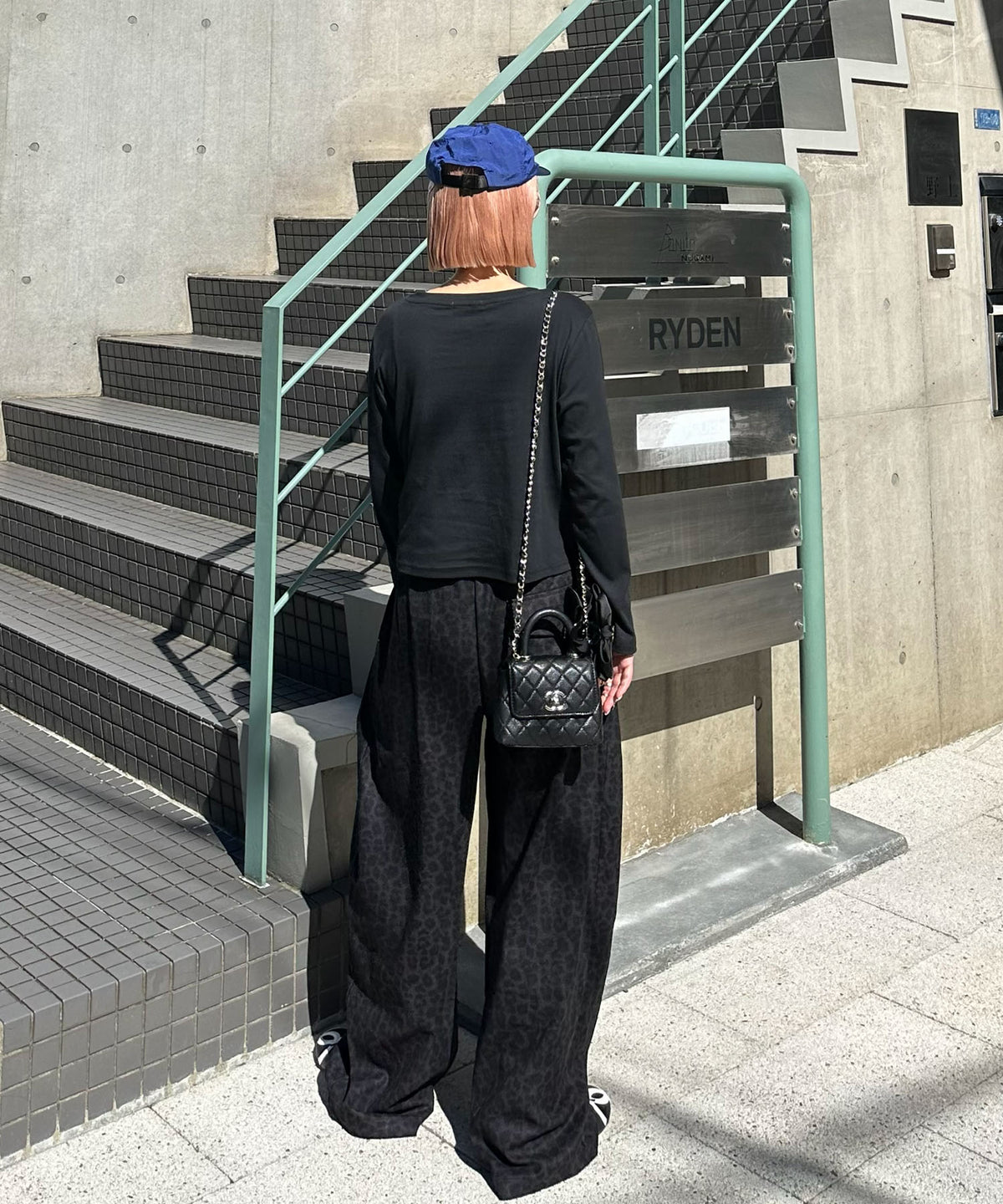 レオパード柄フロントタックパンツ【グレー】