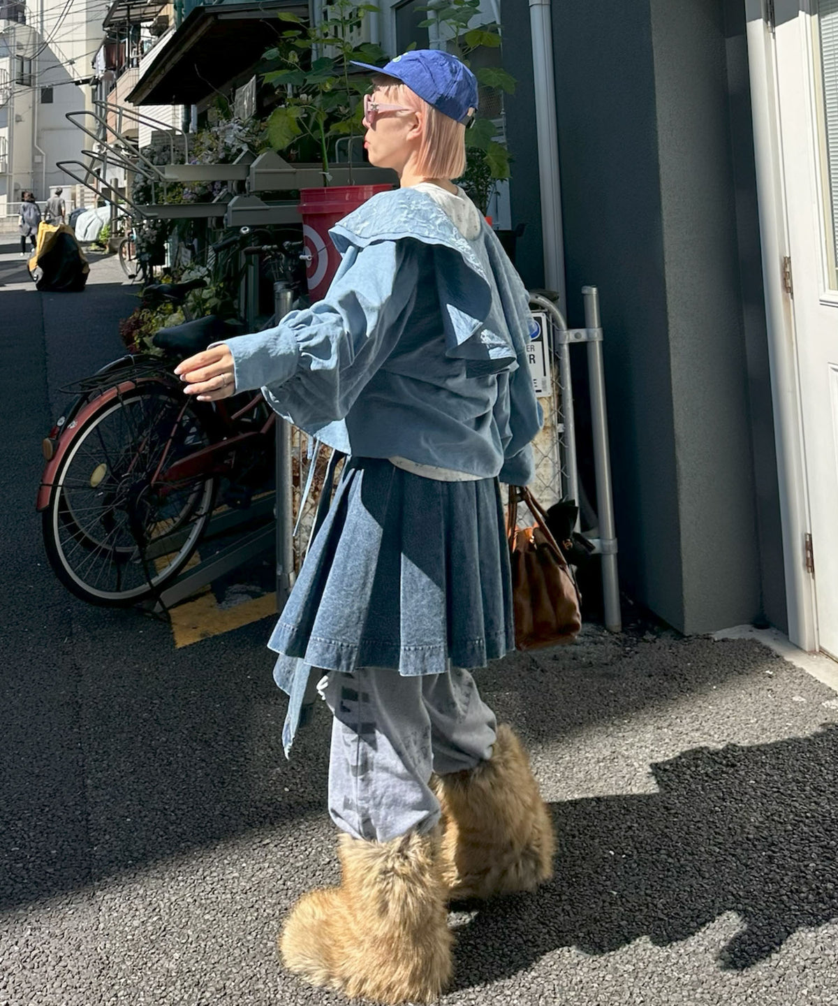 フリフリおっきめヴィンテージっぽブラウス【サックスブルー】