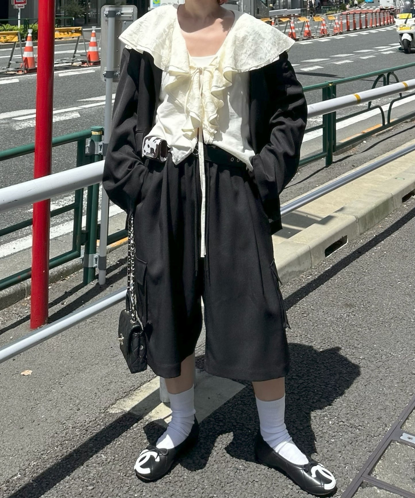 【セットアップで着られる】けっこうおっきめのかっこいいジャケット【ブラック】