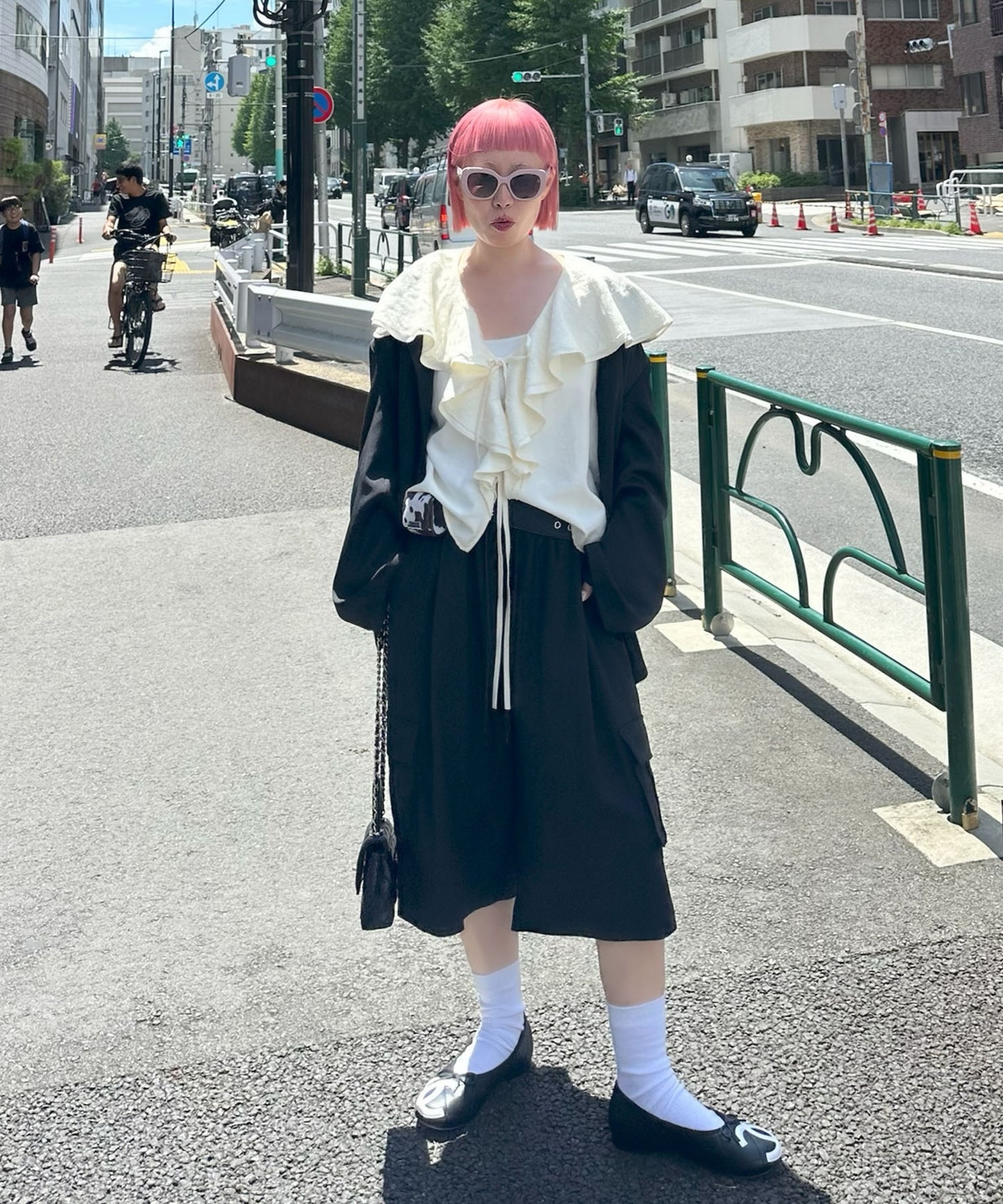 【セットアップで着られる】けっこうおっきめのかっこいいジャケット【ブラック】