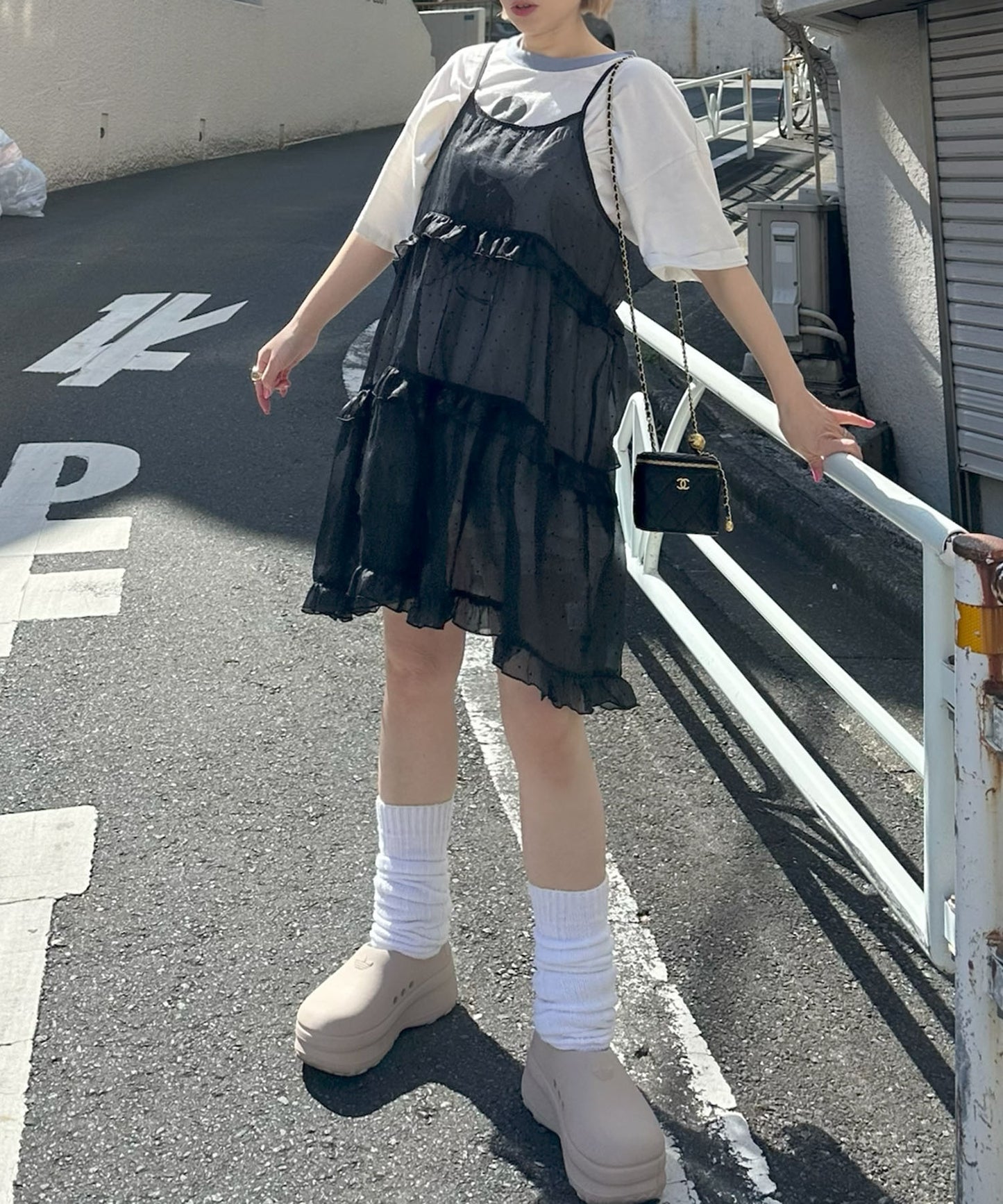 フリルティアードキャミワンピミニ【ブラック系その他】