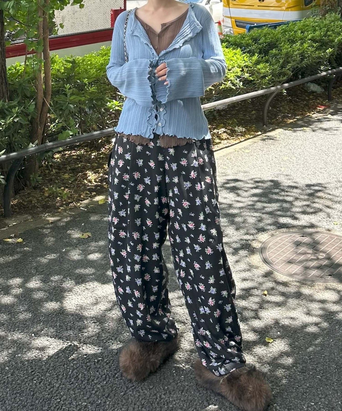 ふりふりいっぱいレイヤードしてる風カーデ【サックスブルー】