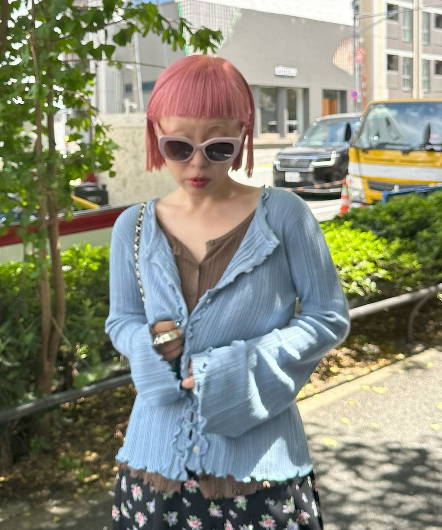ふりふりいっぱいレイヤードしてる風カーデ【サックスブルー】