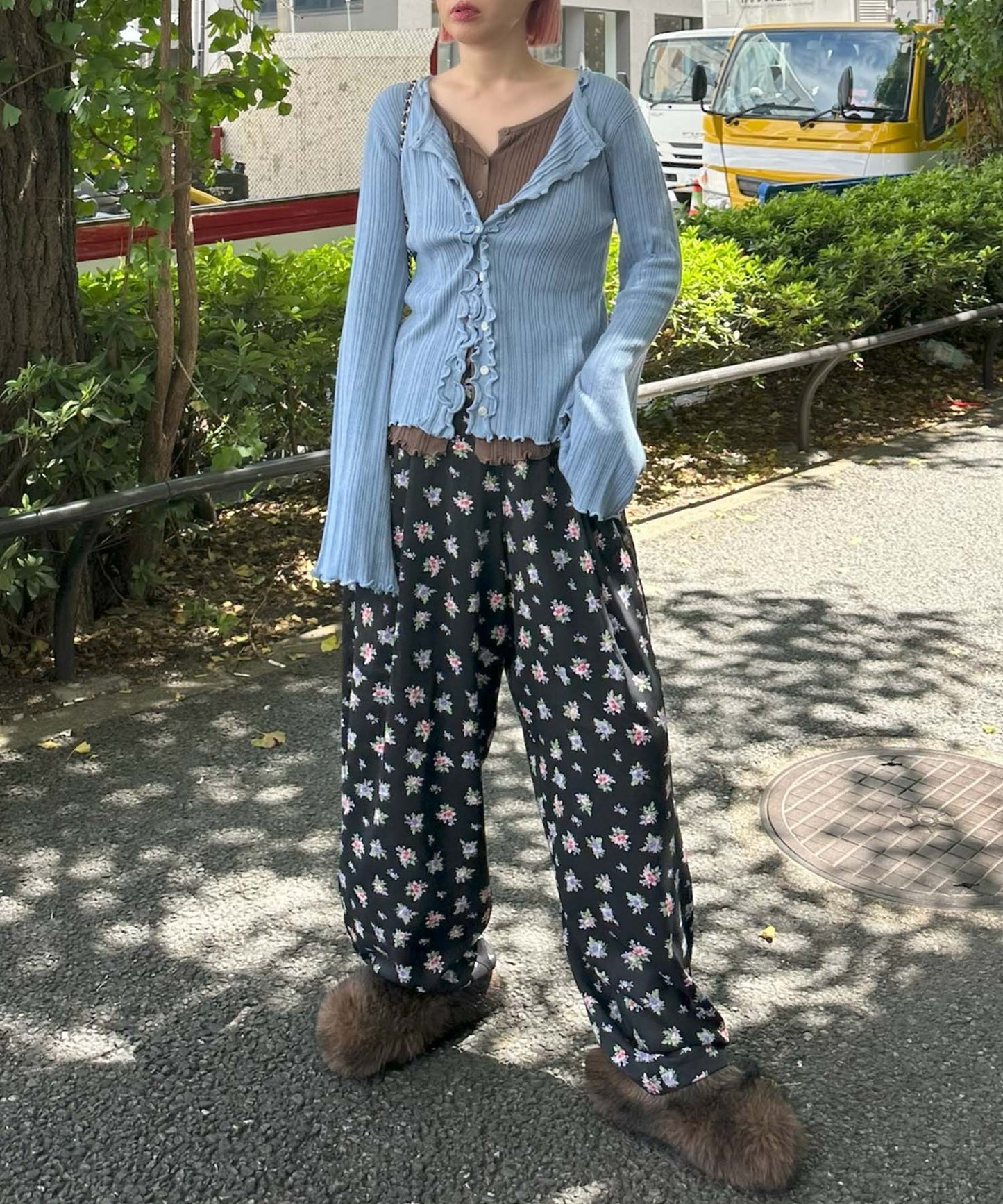 ふりふりいっぱいレイヤードしてる風カーデ【サックスブルー】