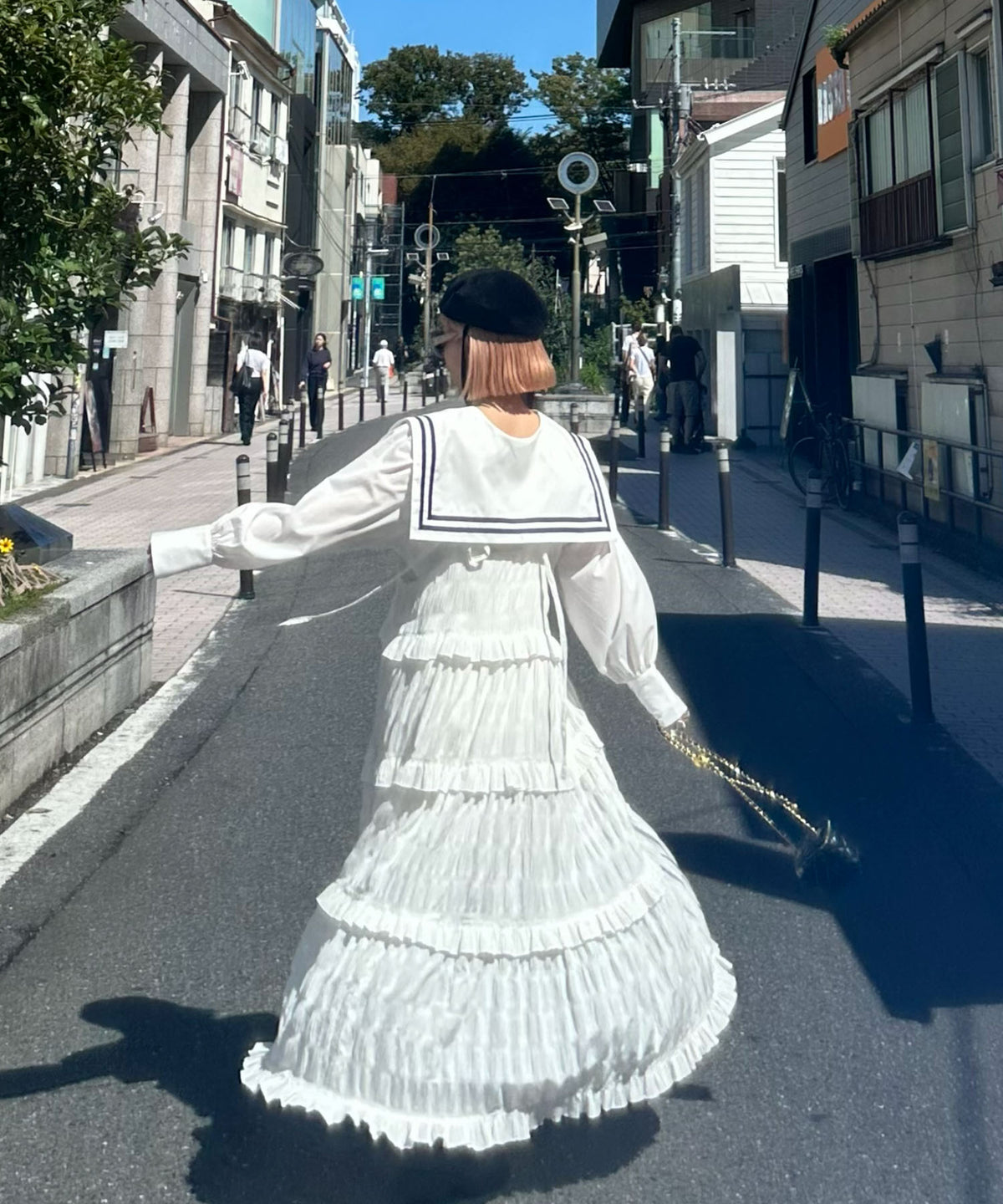 おっきいセーラー衿のライン入りブラウス【オフホワイト】