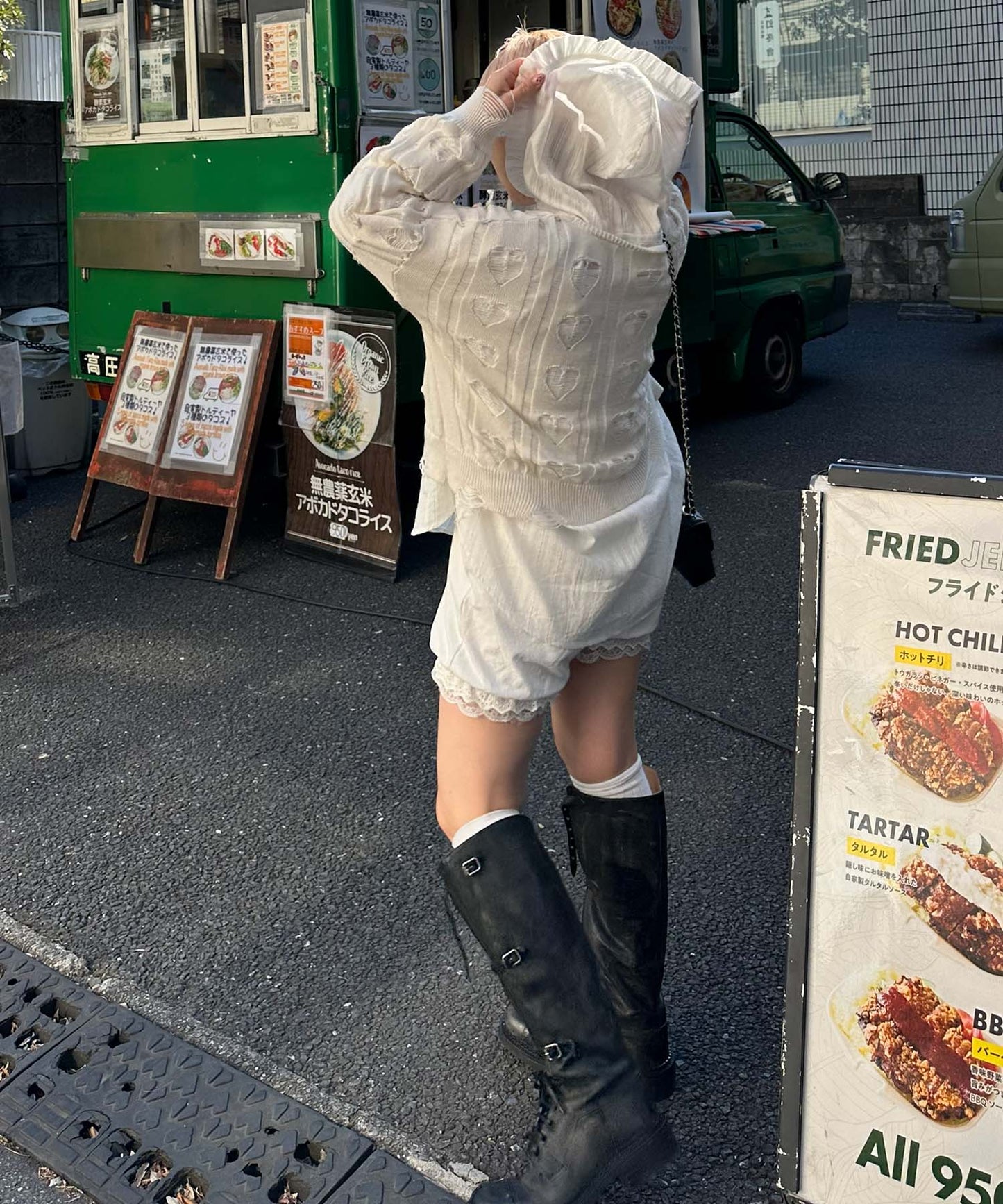 フリフリフードシャツ【オフホワイト】