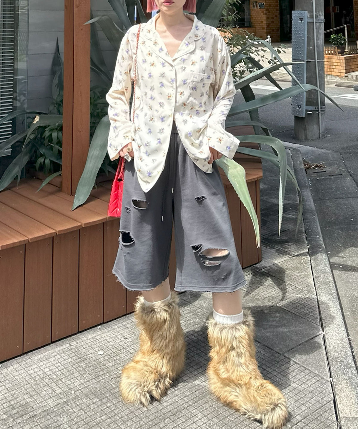 モンスターファーブーツ【ベージュ】